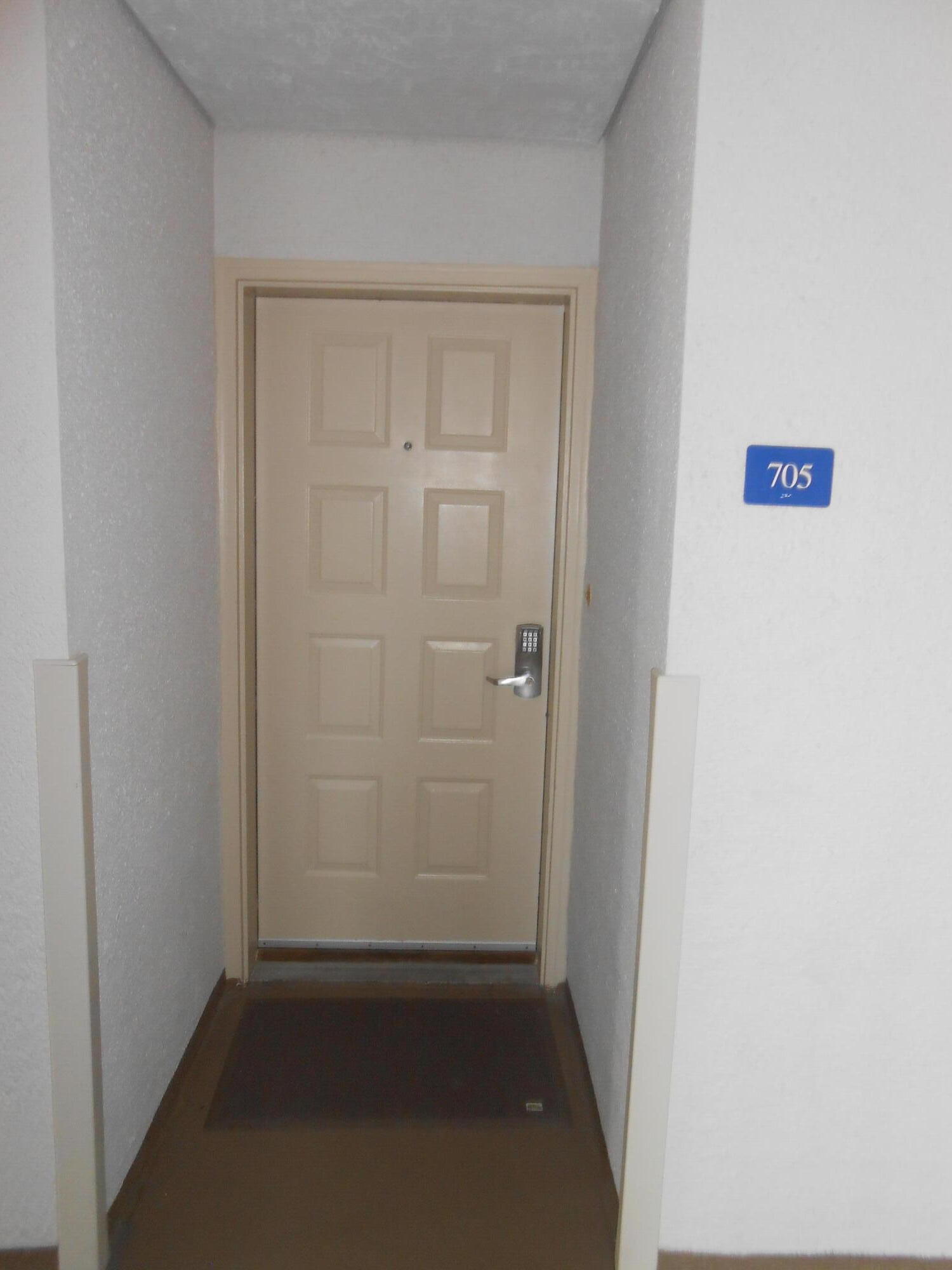 TOPS'L BEACH MANOR - Residential