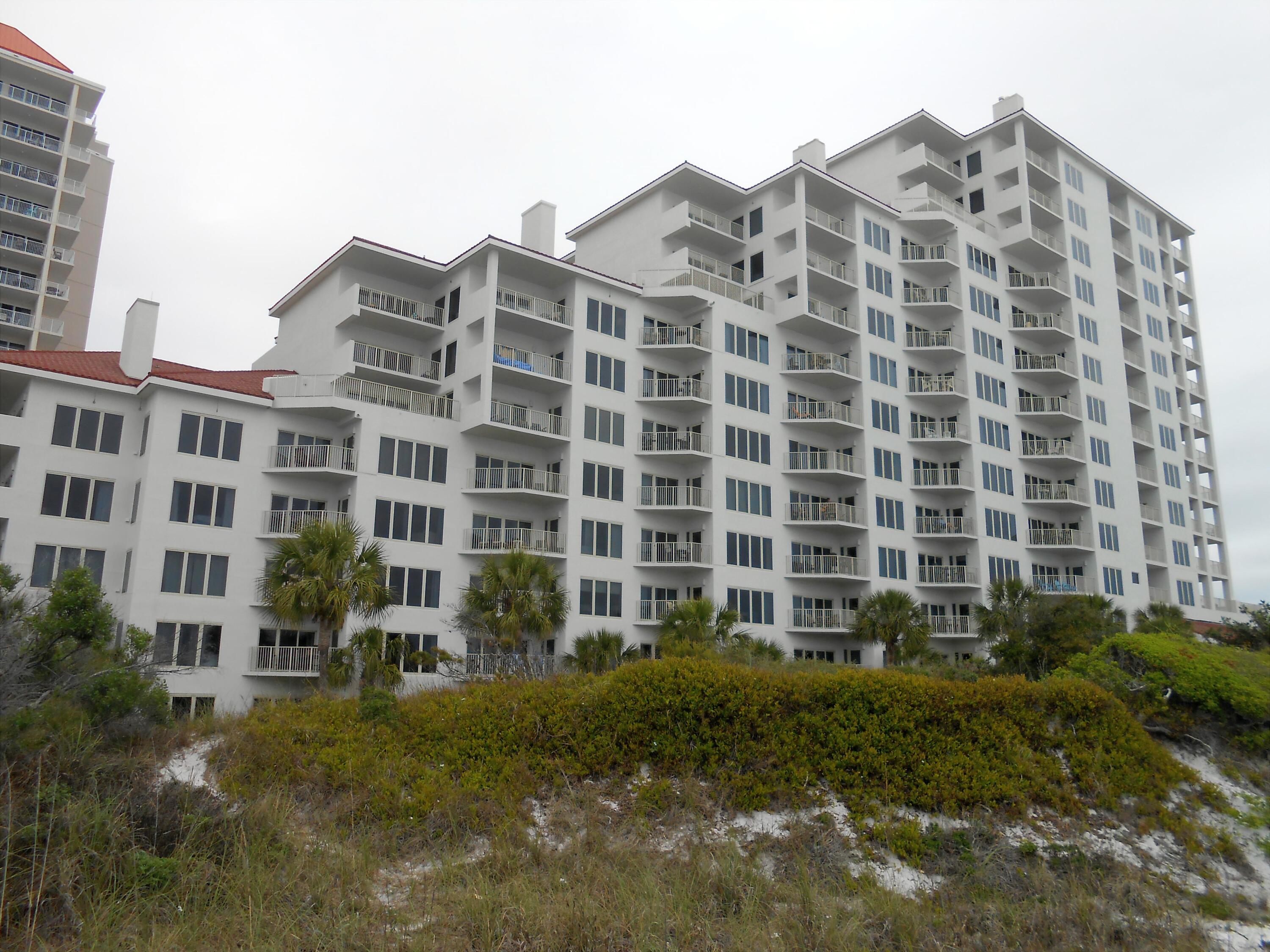 TOPS'L BEACH MANOR - Residential