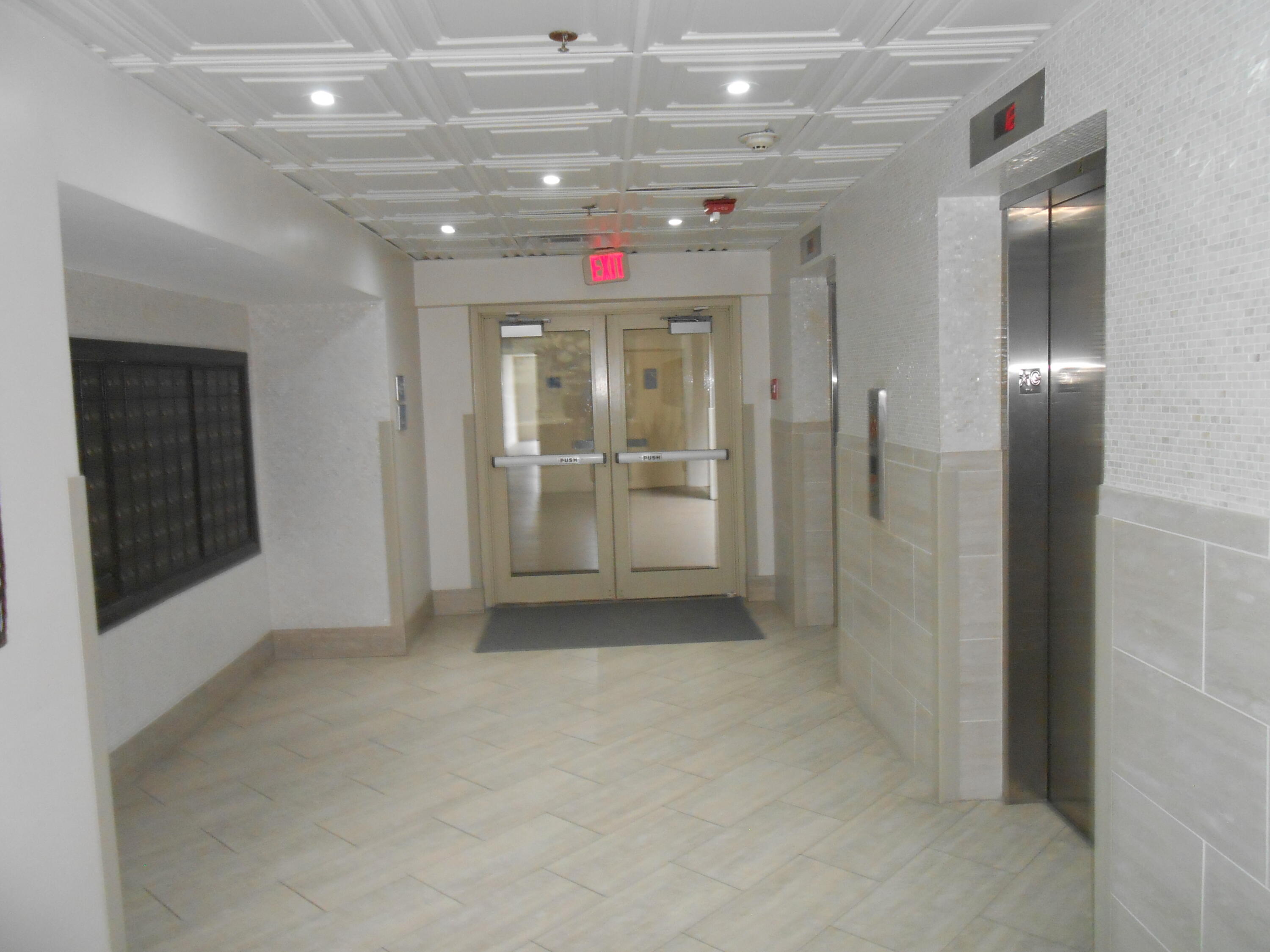 TOPS'L BEACH MANOR - Residential