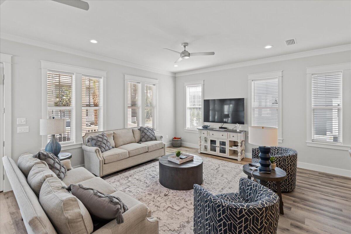 LAKESIDE AT BLUE MOUNTAIN BEACH - Residential