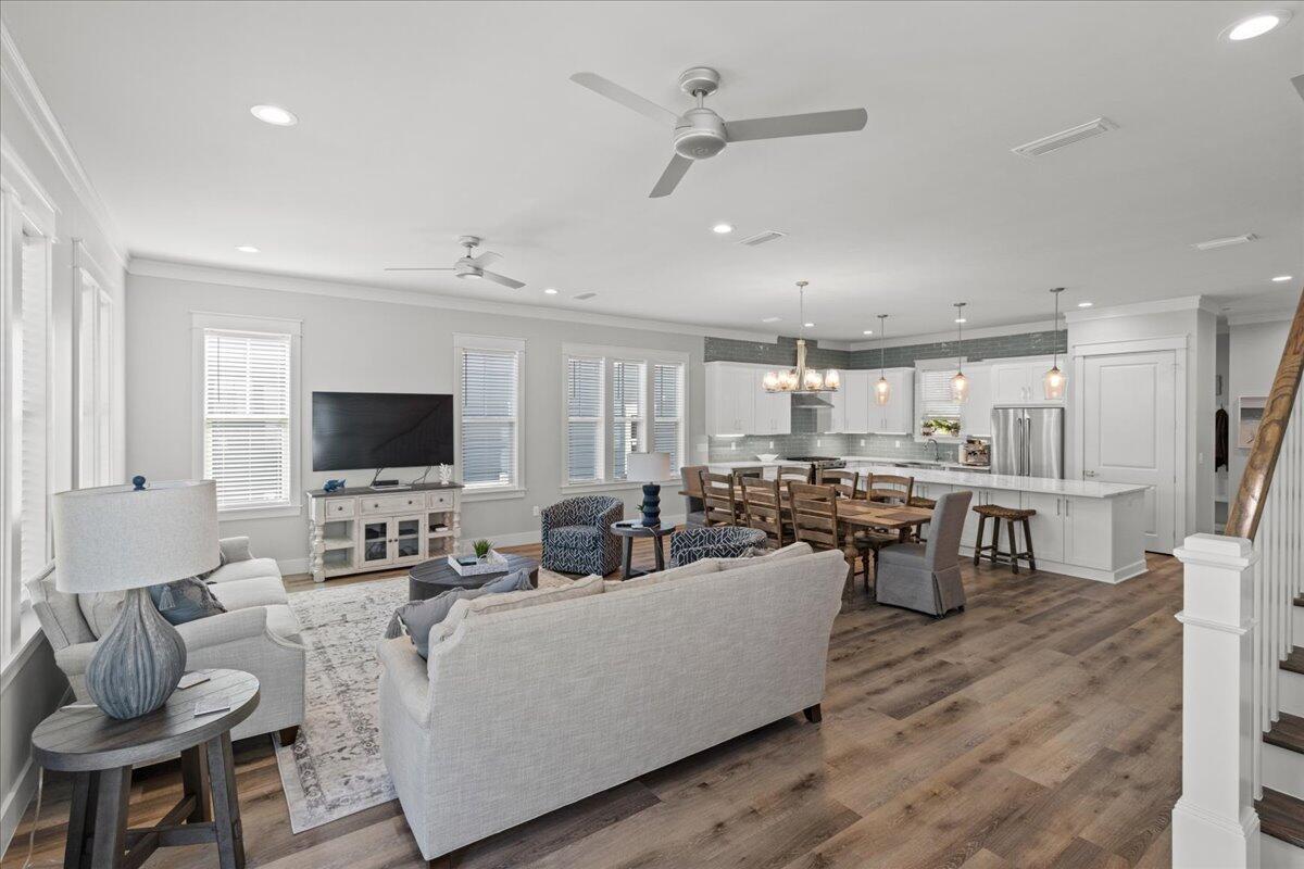 LAKESIDE AT BLUE MOUNTAIN BEACH - Residential