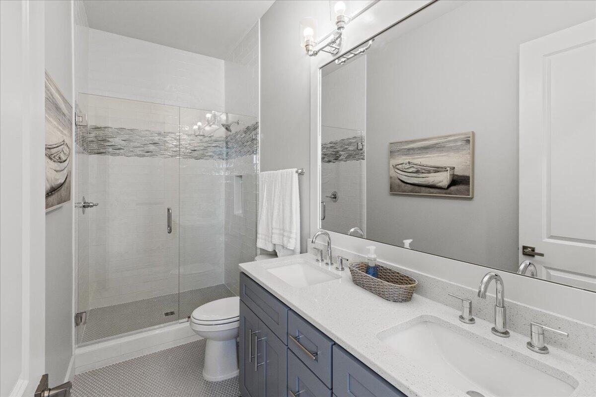 LAKESIDE AT BLUE MOUNTAIN BEACH - Residential