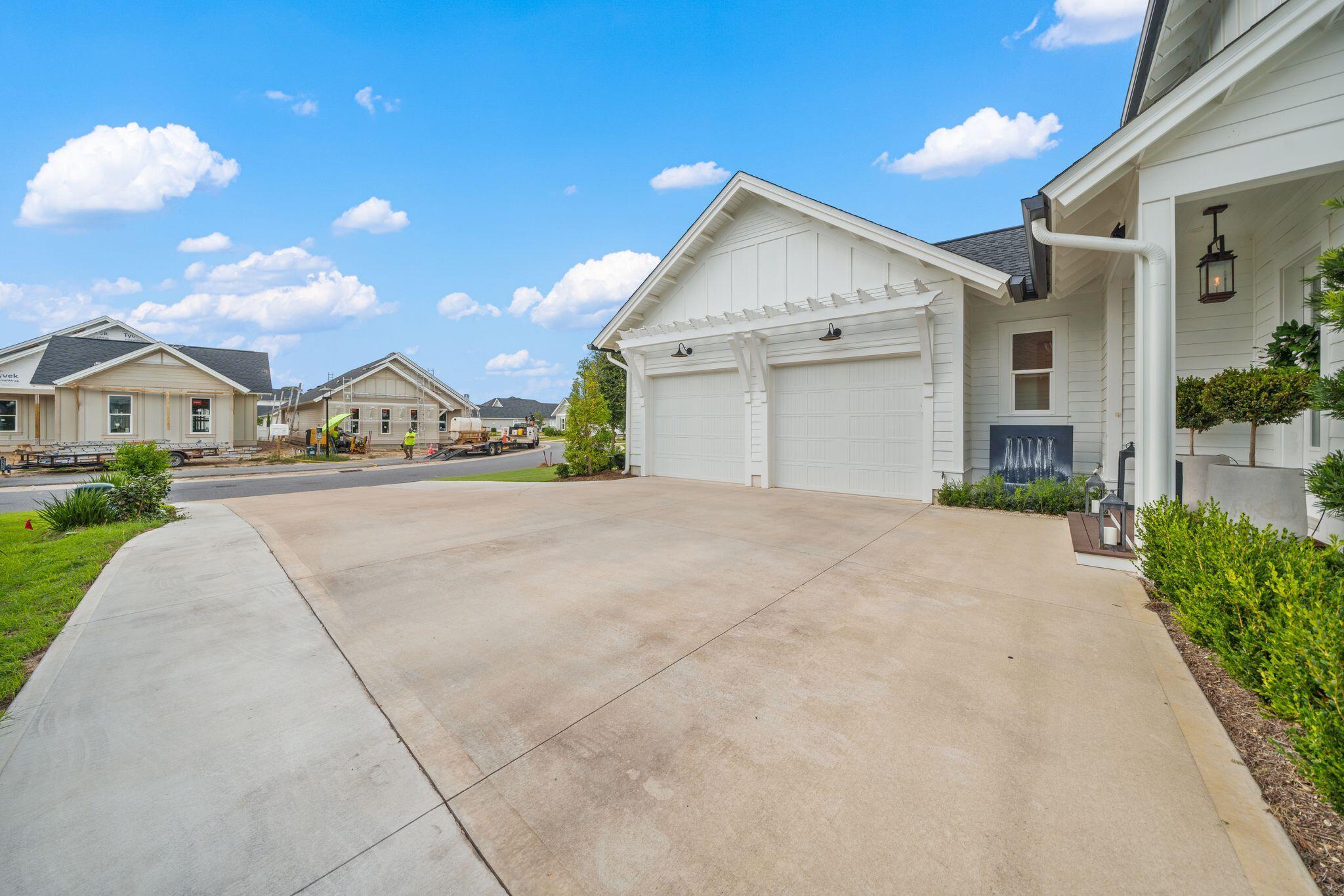 95 E Pollard Cove