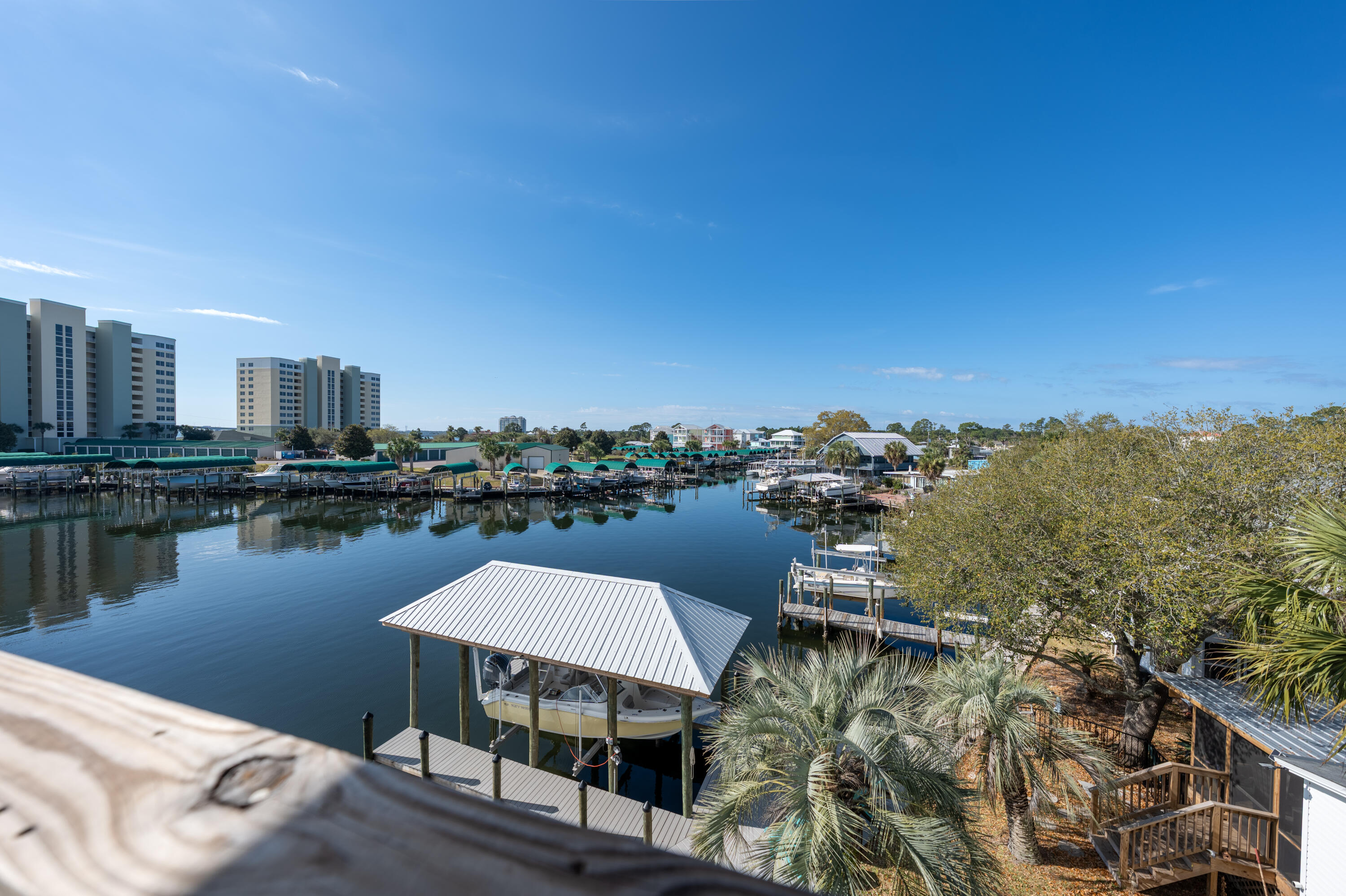 BAYSIDE PARK UNIT 1 - Residential