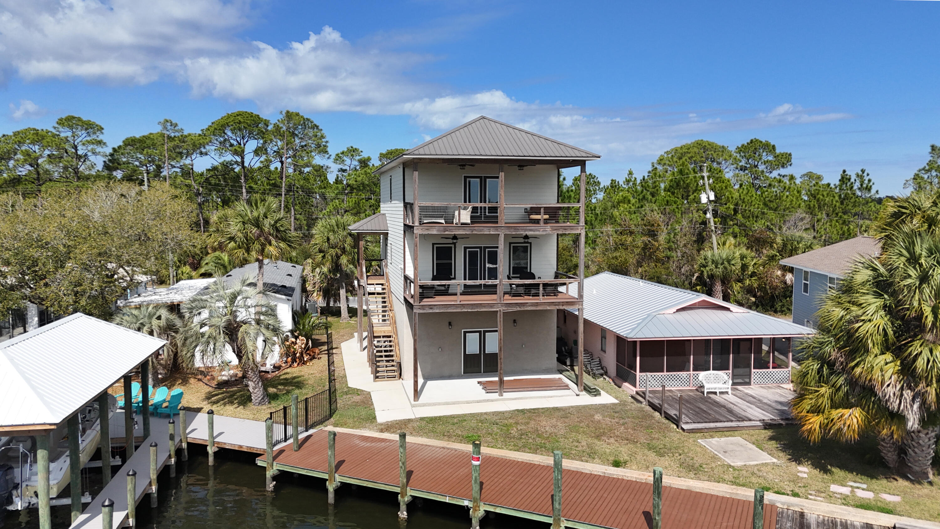 BAYSIDE PARK UNIT 1 - Residential