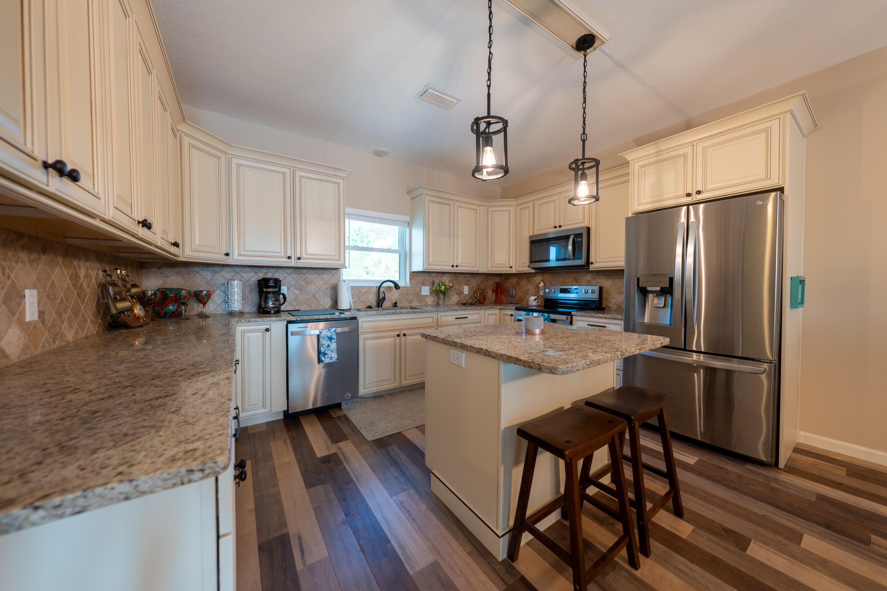 BAYSIDE PARK UNIT 1 - Residential