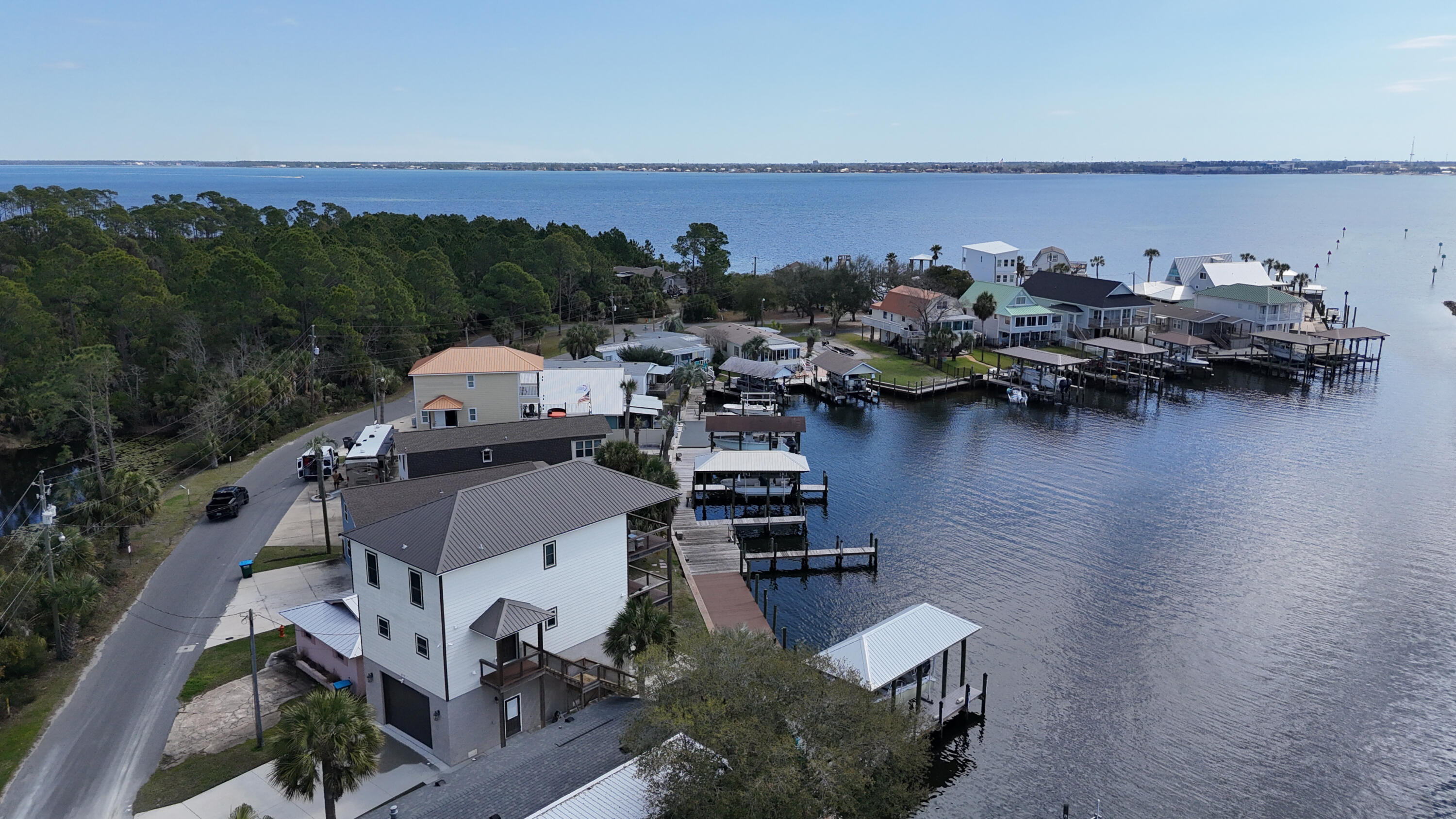 BAYSIDE PARK UNIT 1 - Residential