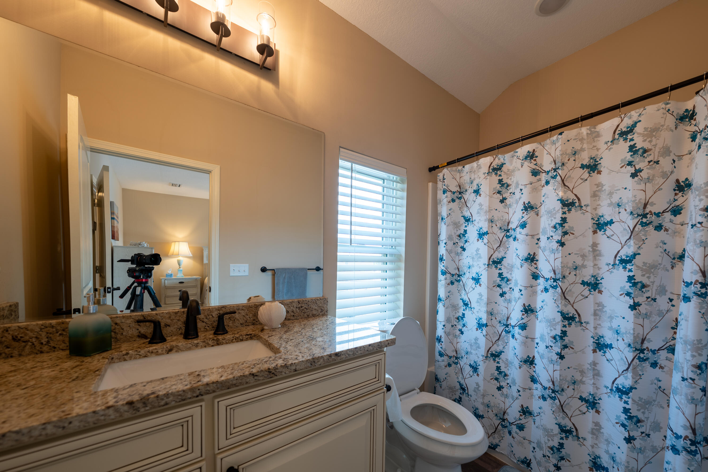 BAYSIDE PARK UNIT 1 - Residential