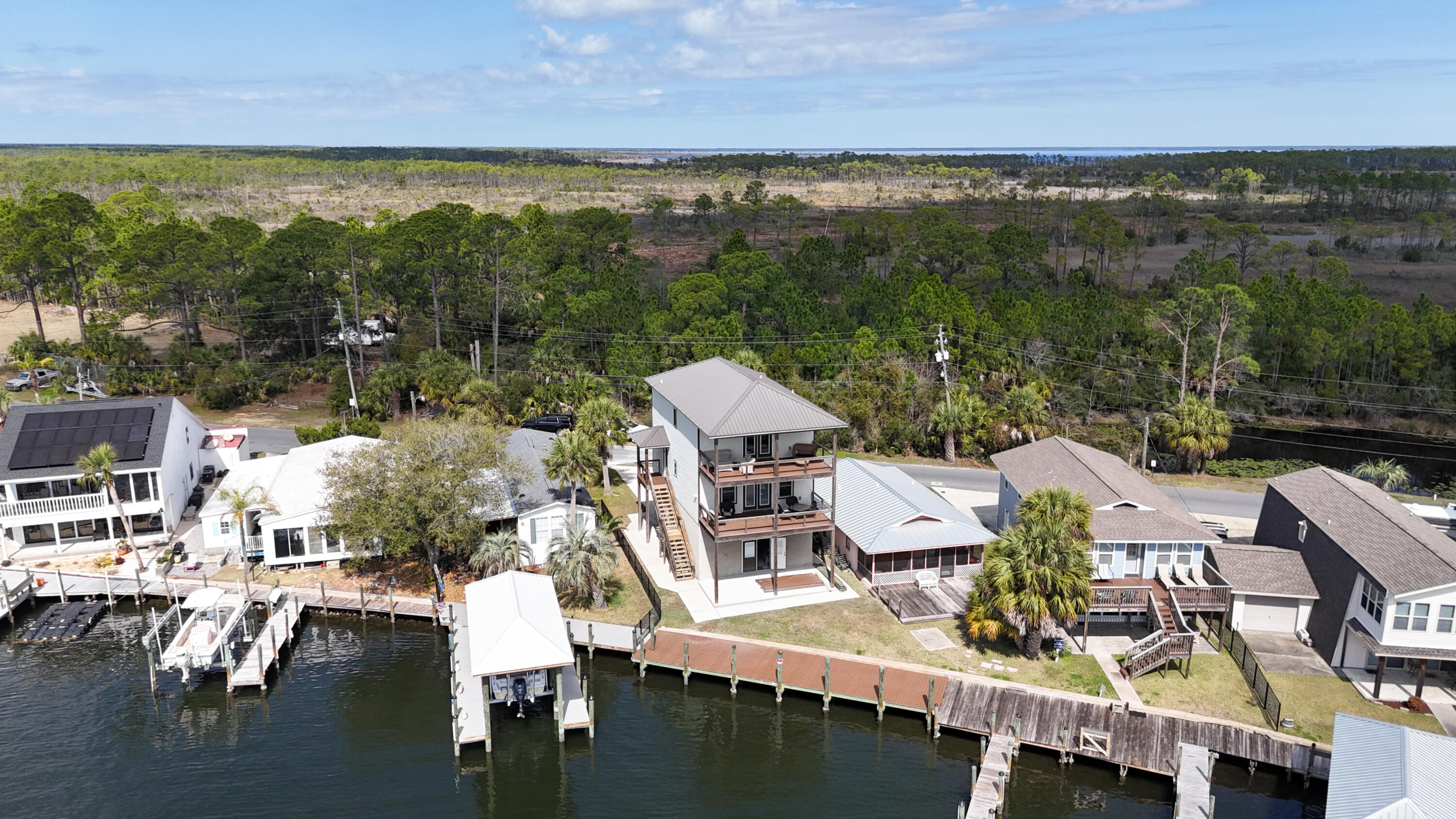 BAYSIDE PARK UNIT 1 - Residential