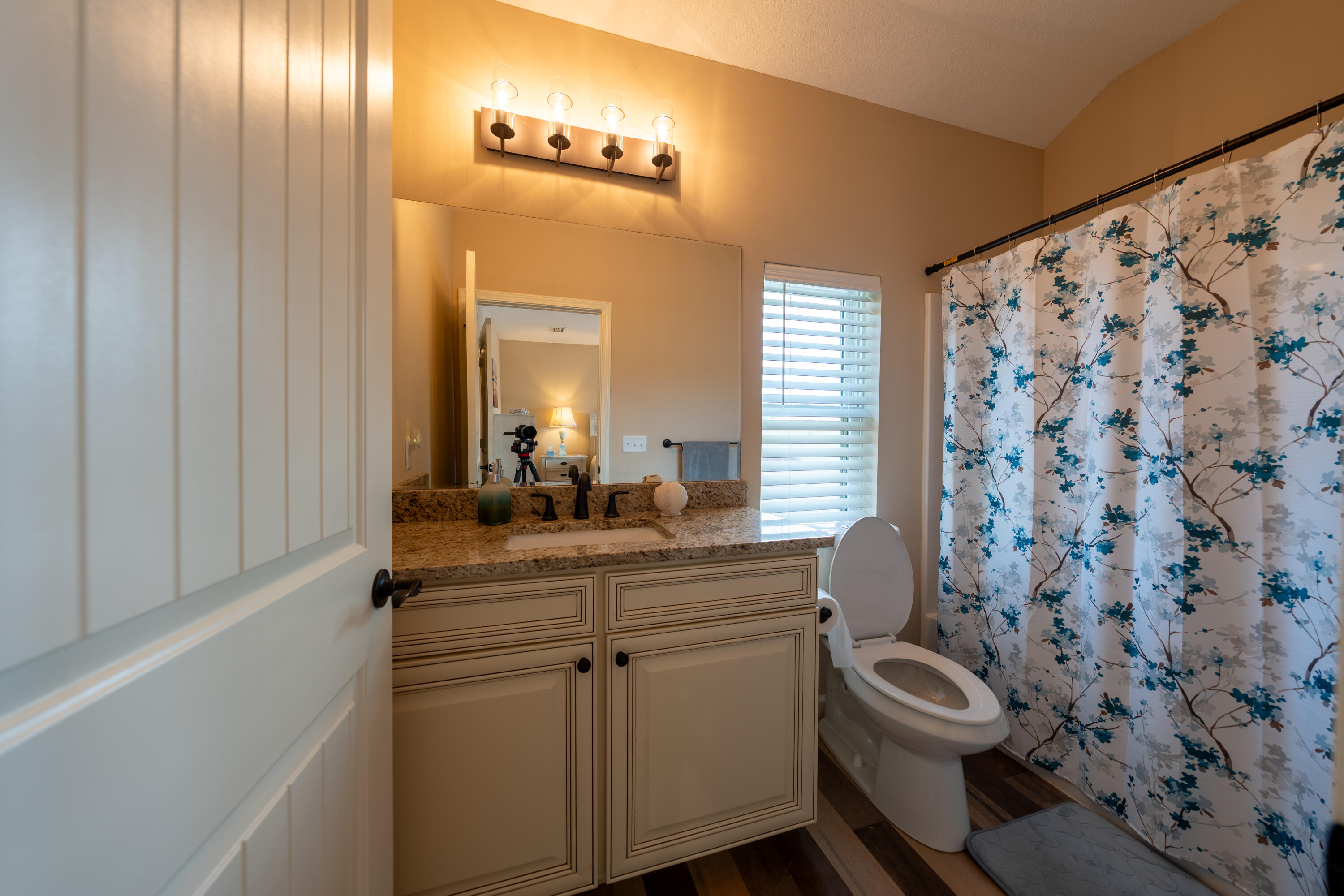 BAYSIDE PARK UNIT 1 - Residential