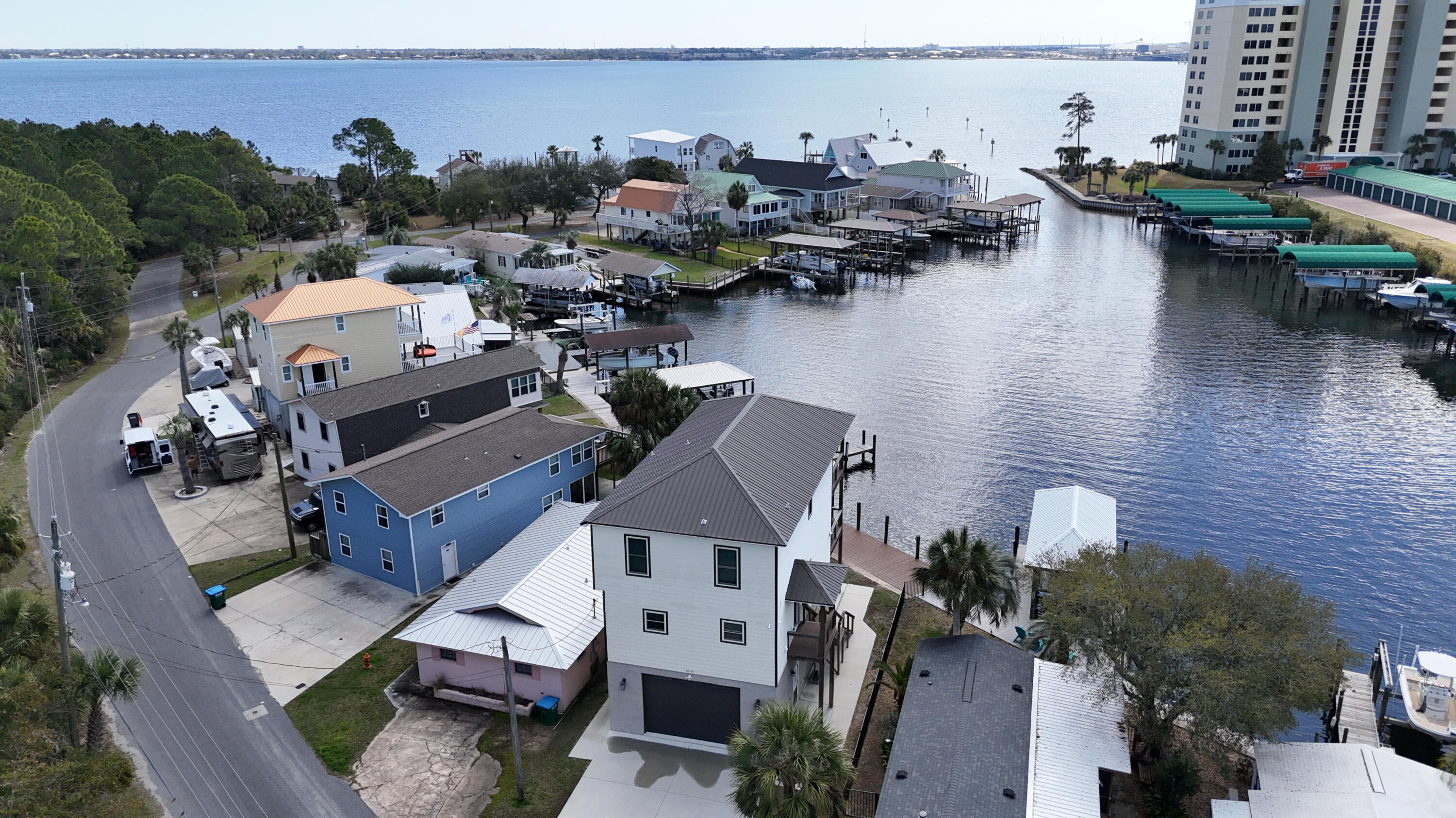 BAYSIDE PARK UNIT 1 - Residential