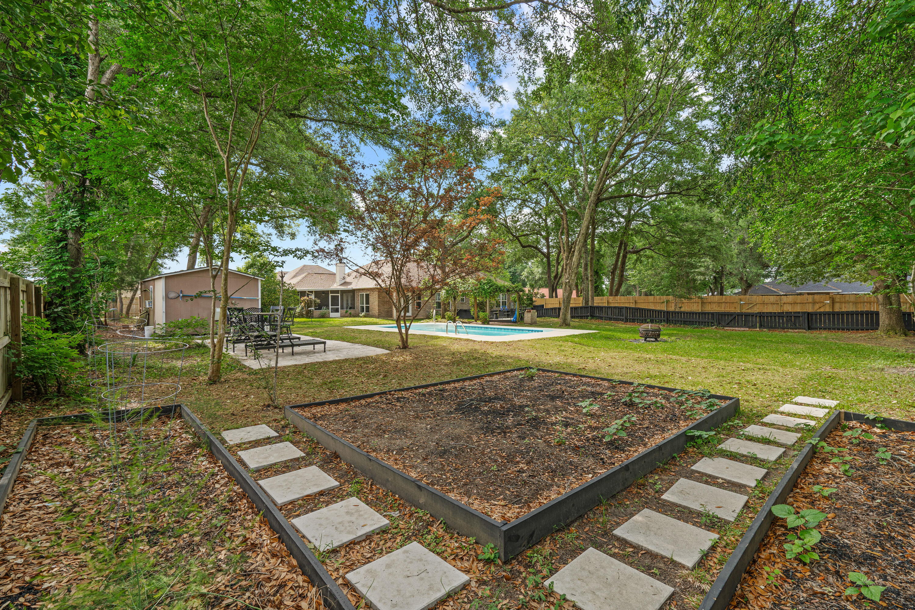 CEDARBROOK ESTATES - Residential