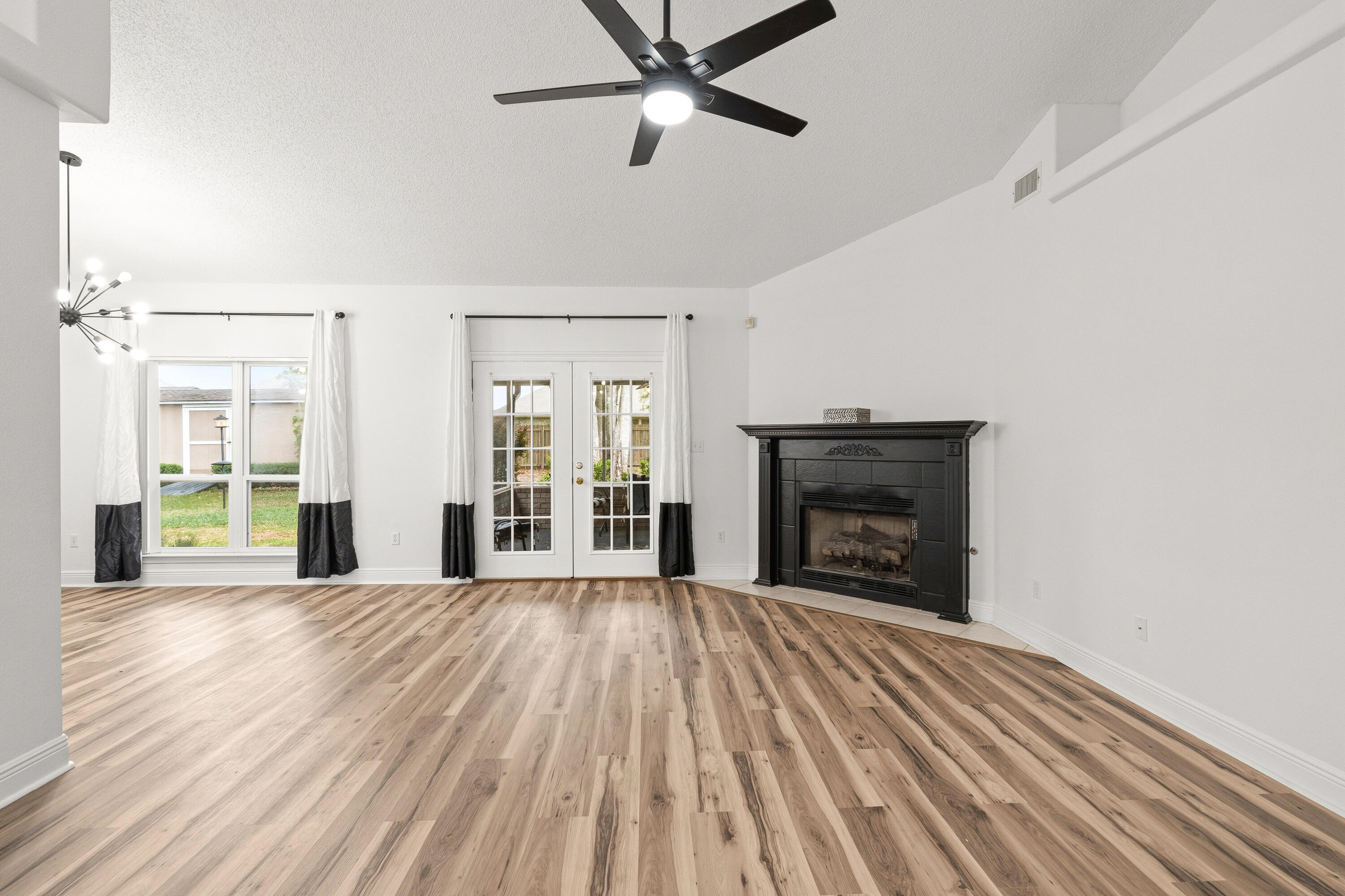 CEDARBROOK ESTATES - Residential