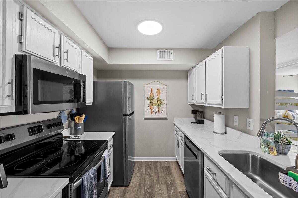 INDIAN LAKE - Residential