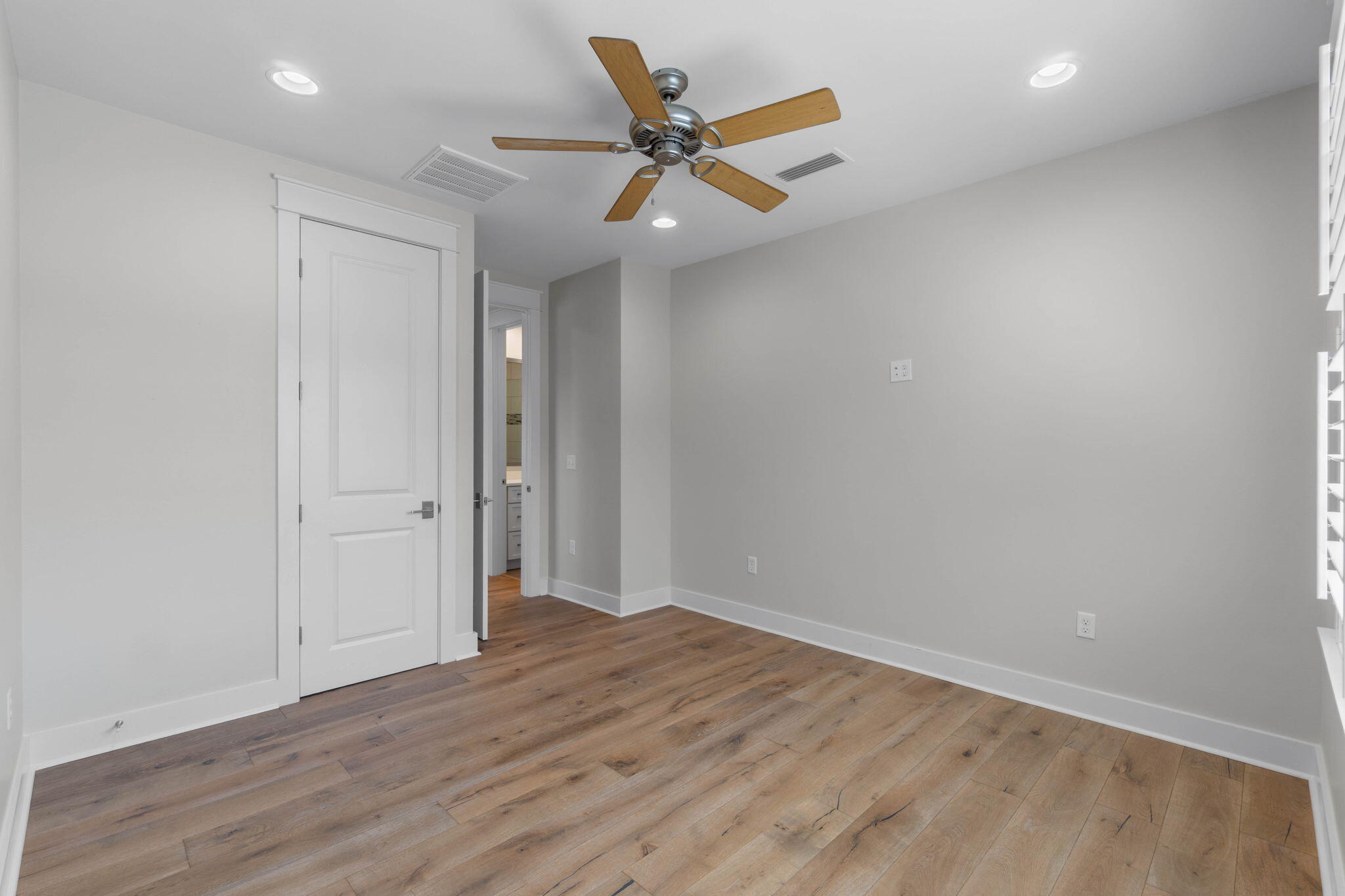 EMERALD BAY PH 2A - Residential