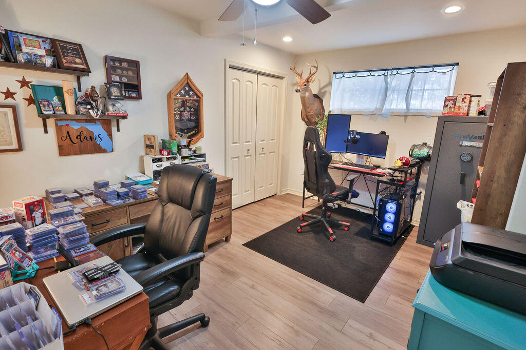 LIDO VILLAGE - Residential