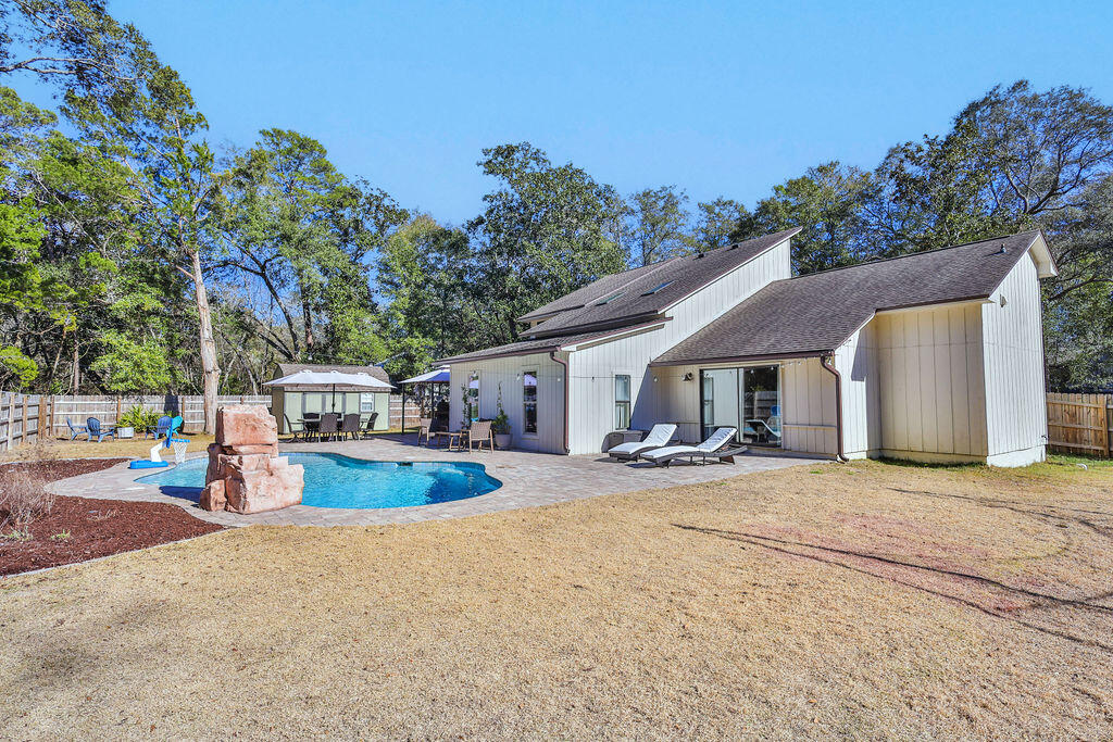 LIDO VILLAGE - Residential