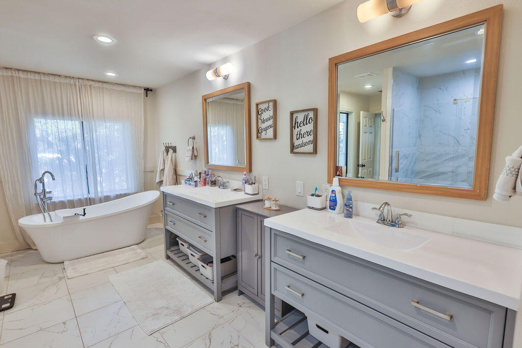 LIDO VILLAGE - Residential