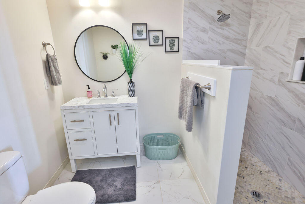 LIDO VILLAGE - Residential