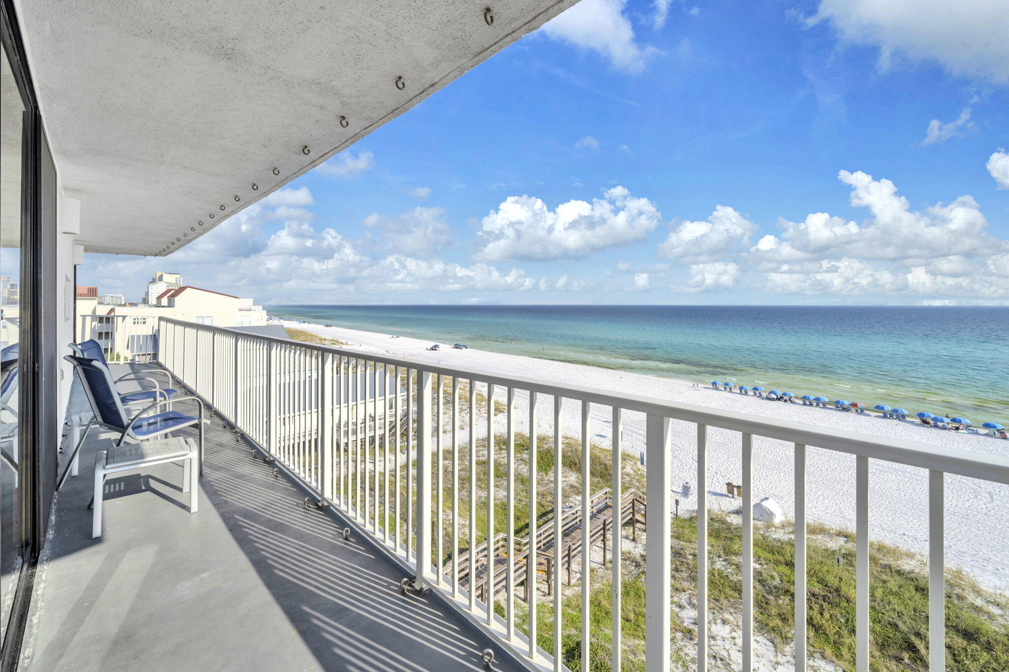 MAINSAIL CONDO PH 1 - Residential