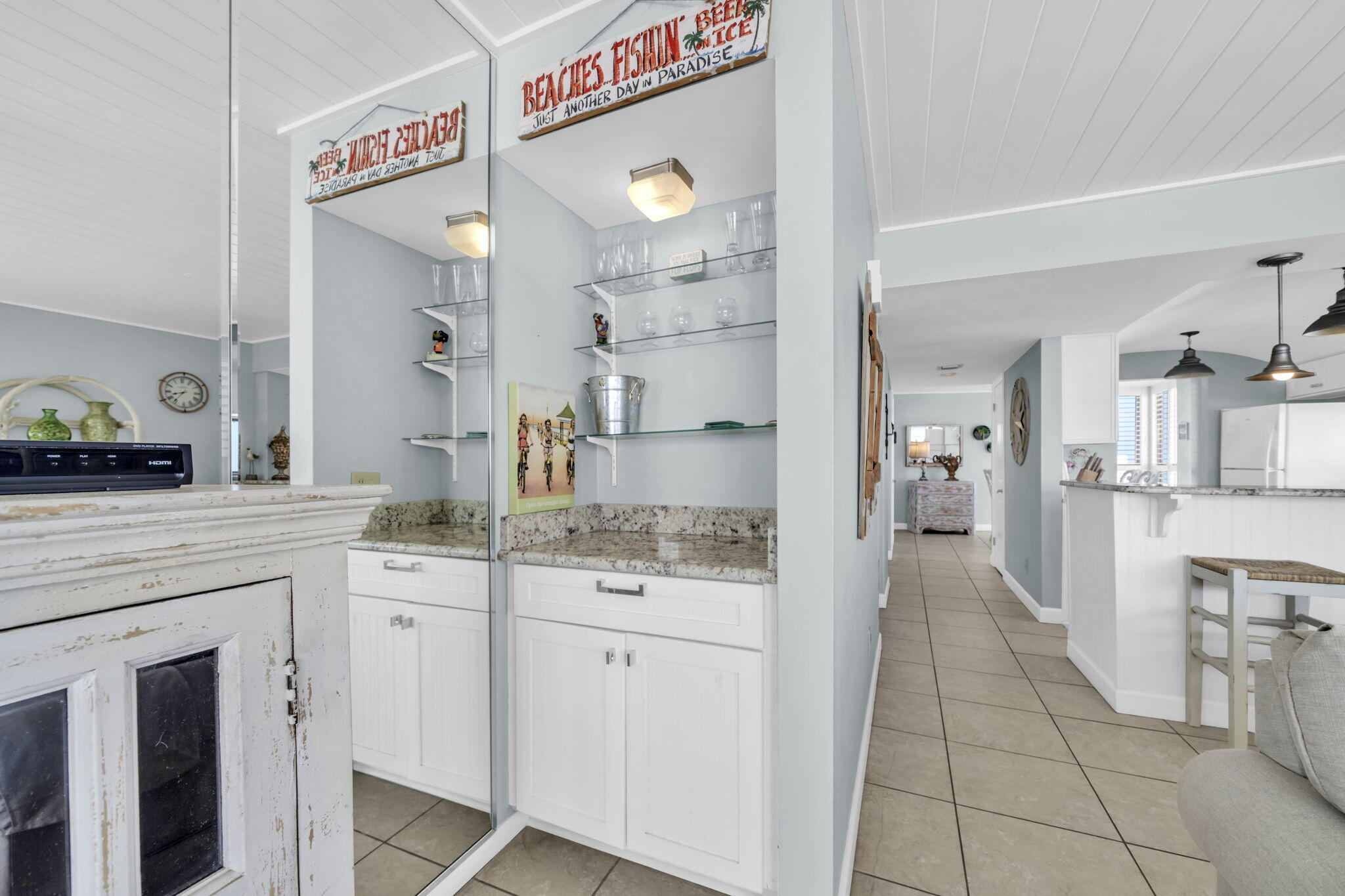 MAINSAIL CONDO PH 1 - Residential