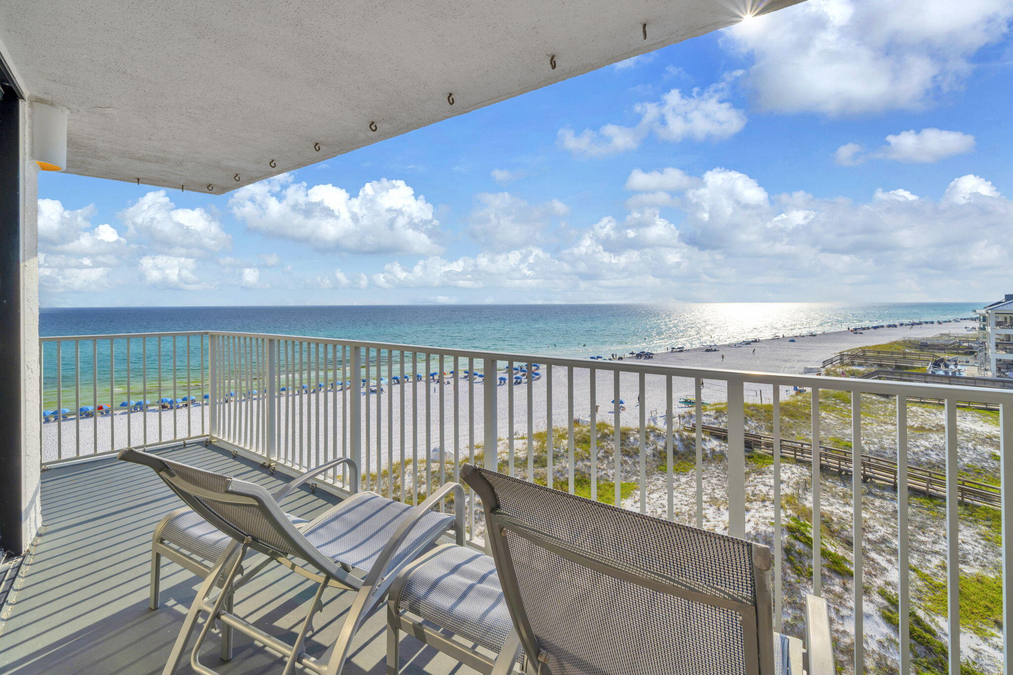MAINSAIL CONDO PH 1 - Residential