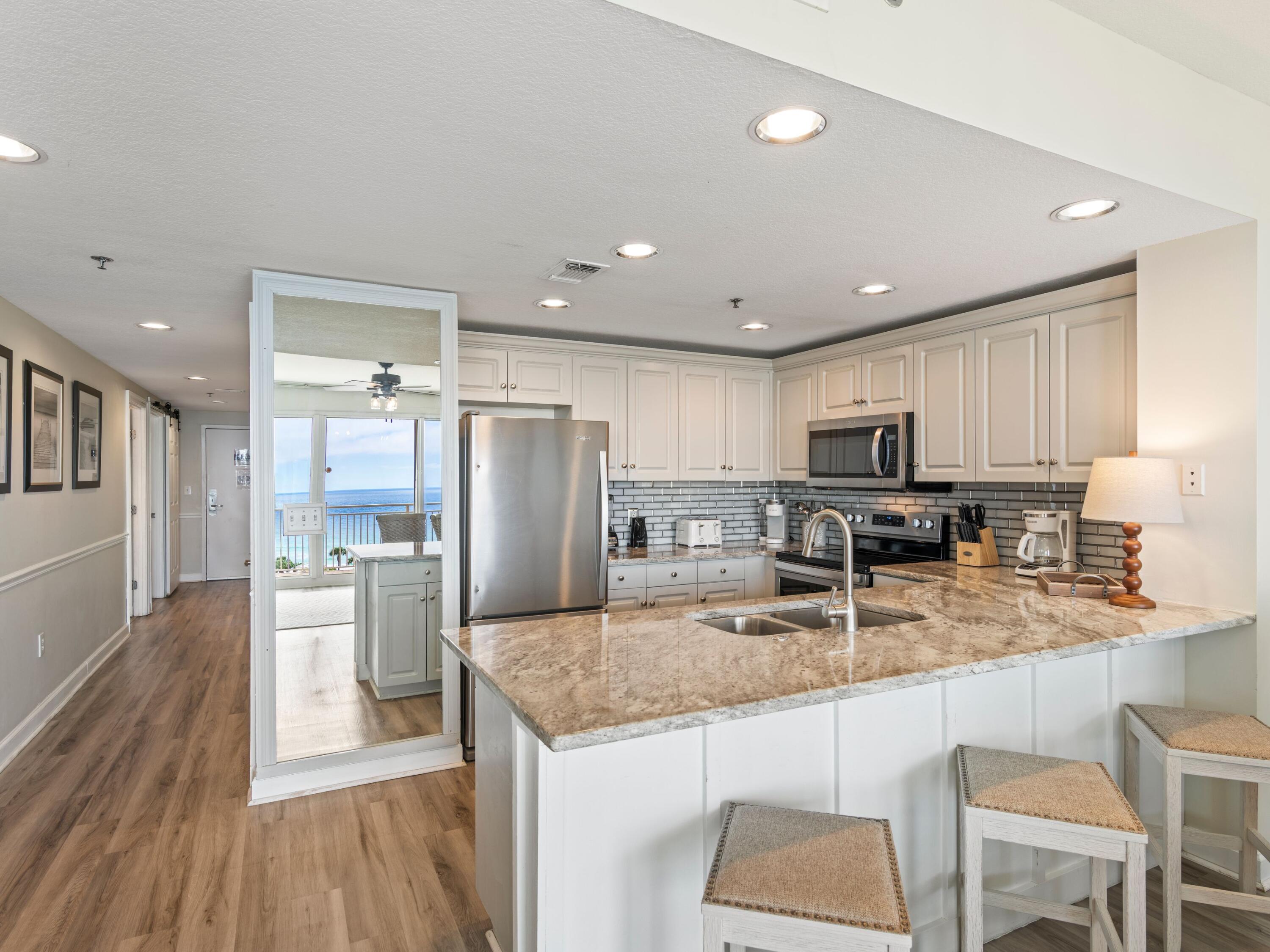 STERLING SHORES - Residential