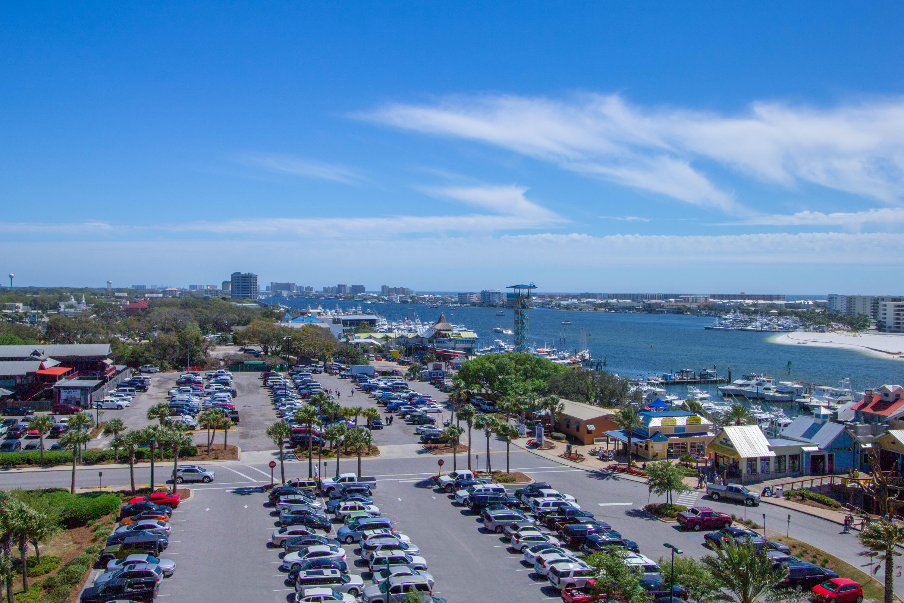 EMERALD GRANDE - Residential