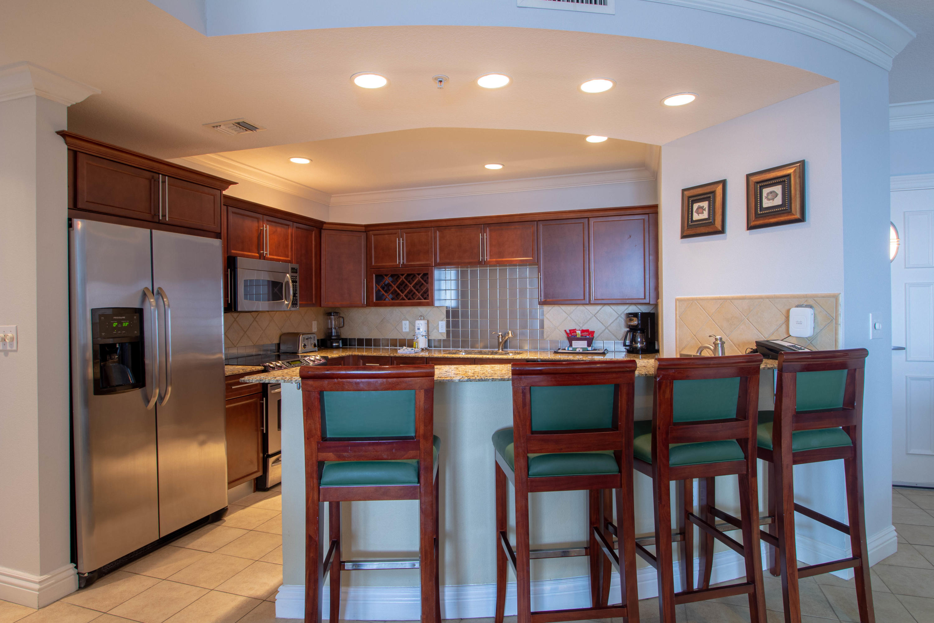 EMERALD GRANDE - Residential