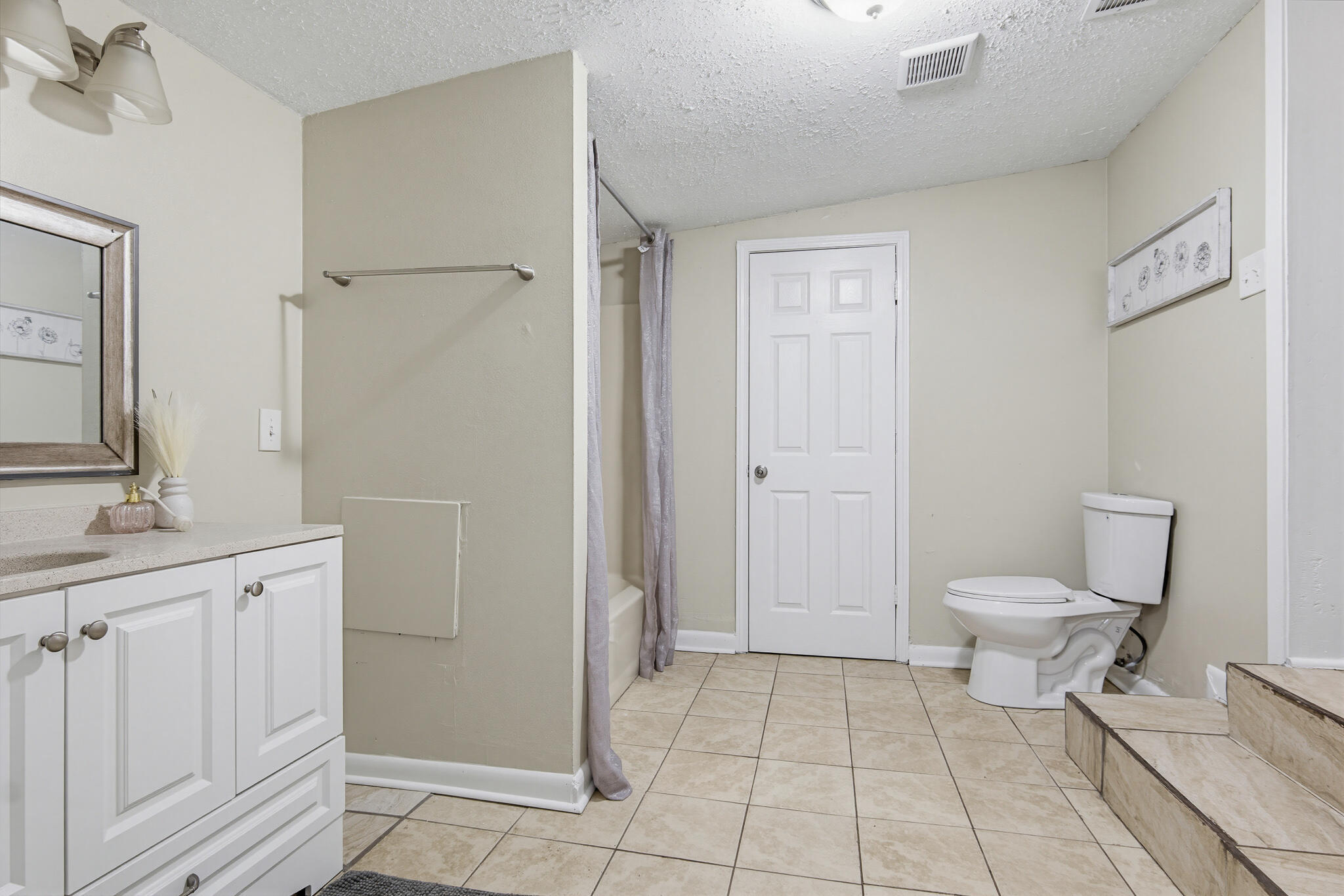 MCLAUGHLIN & HARRIS - Residential