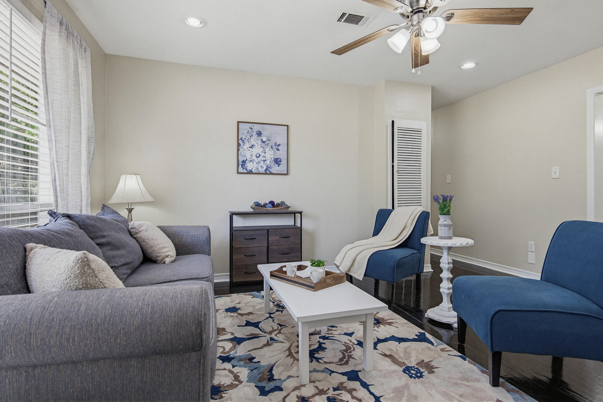 MCLAUGHLIN & HARRIS - Residential