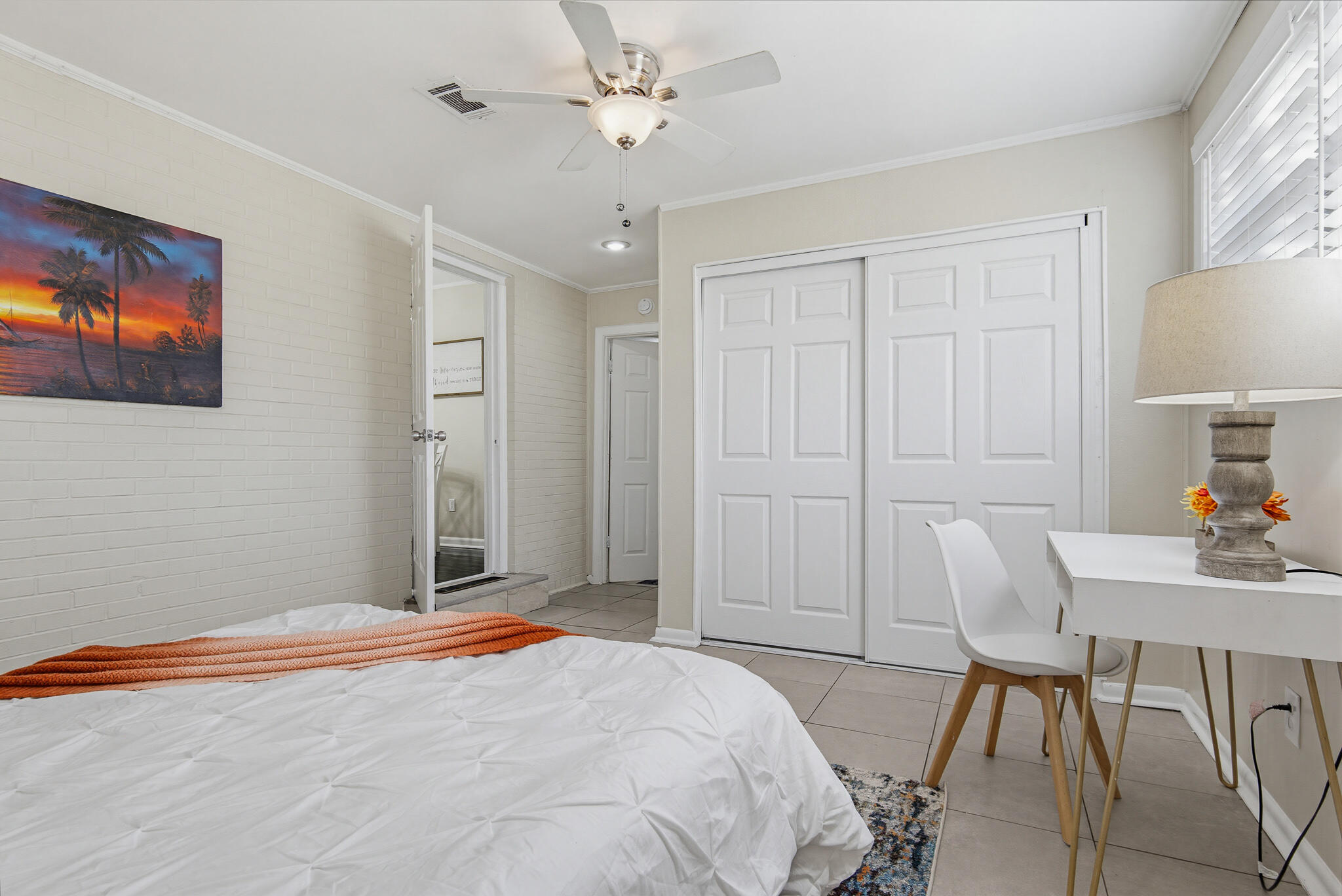 MCLAUGHLIN & HARRIS - Residential