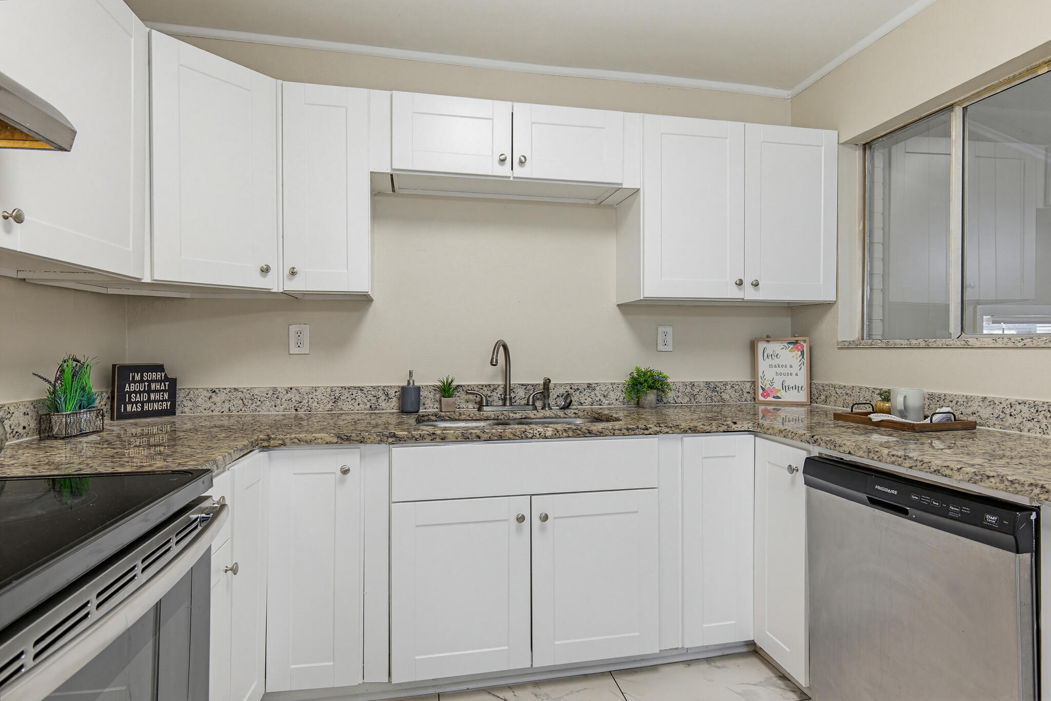 MCLAUGHLIN & HARRIS - Residential