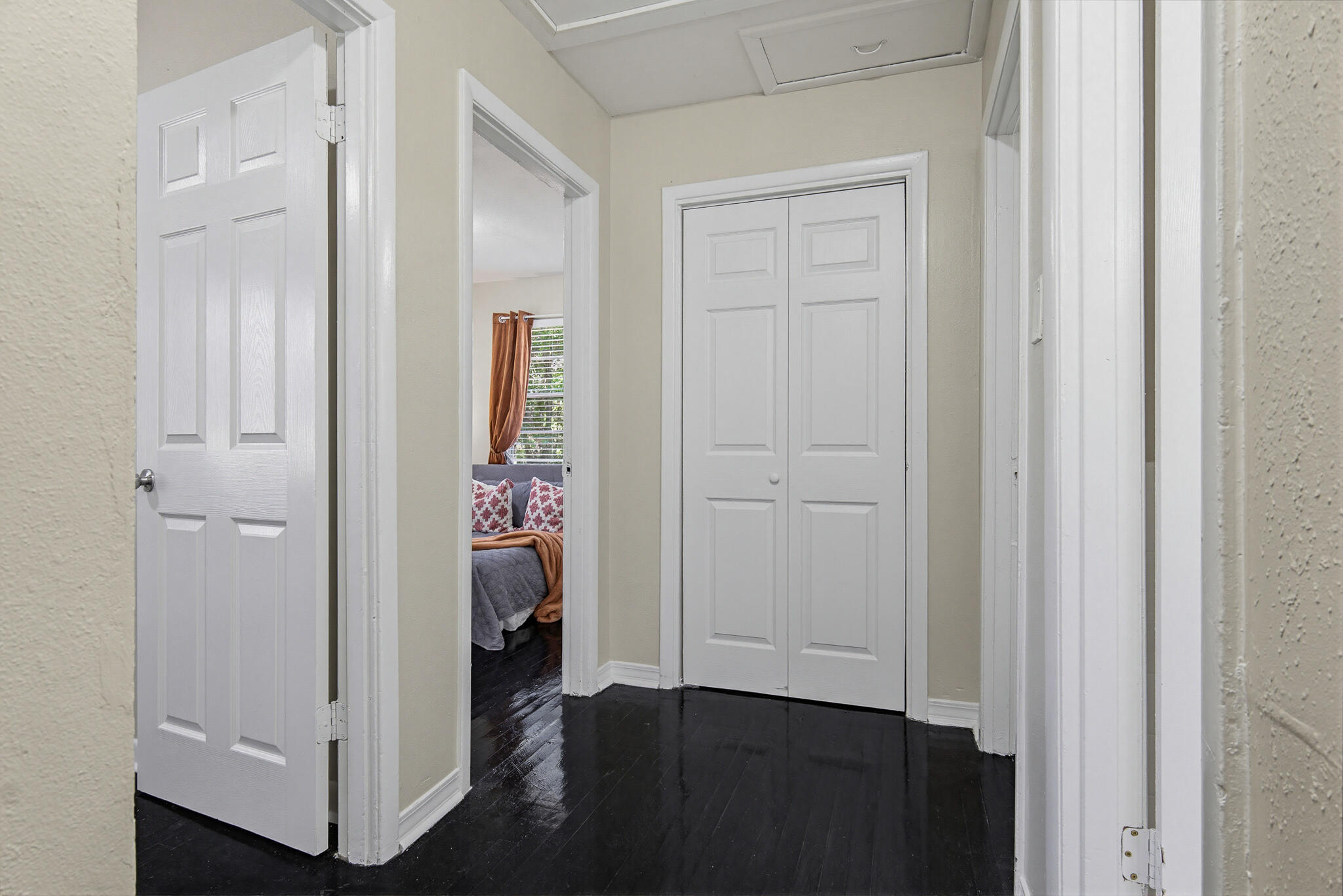 MCLAUGHLIN & HARRIS - Residential