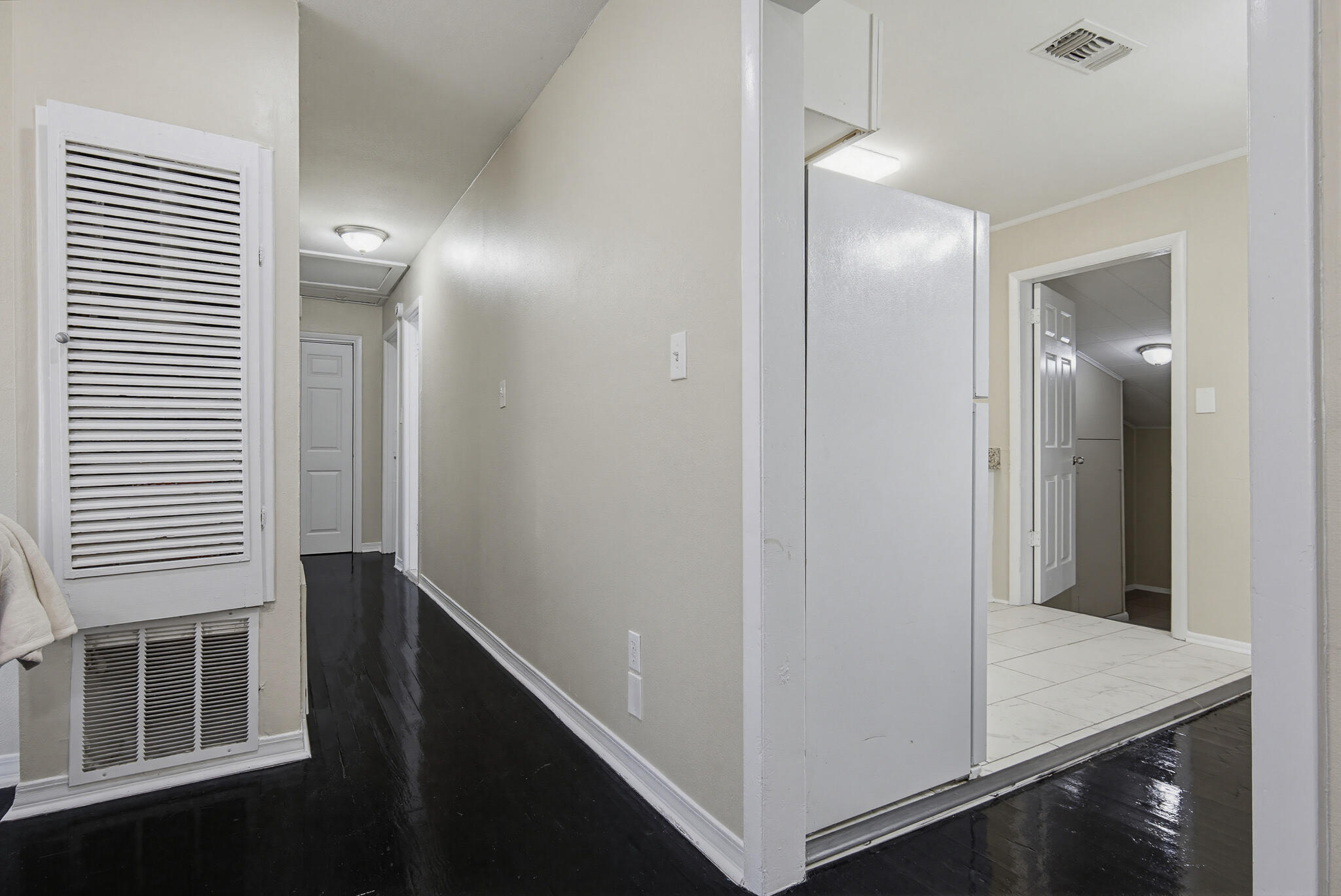 MCLAUGHLIN & HARRIS - Residential