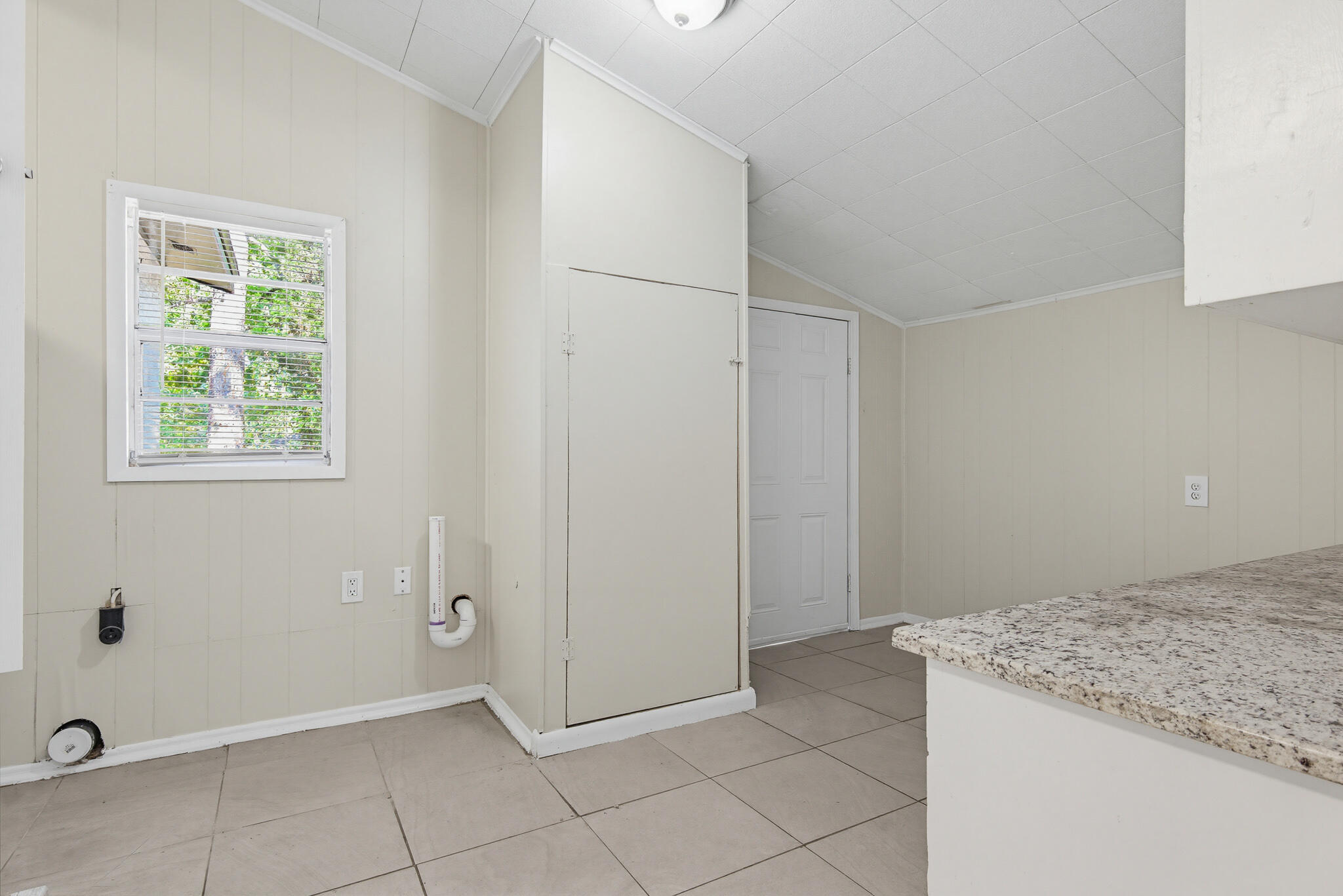 MCLAUGHLIN & HARRIS - Residential