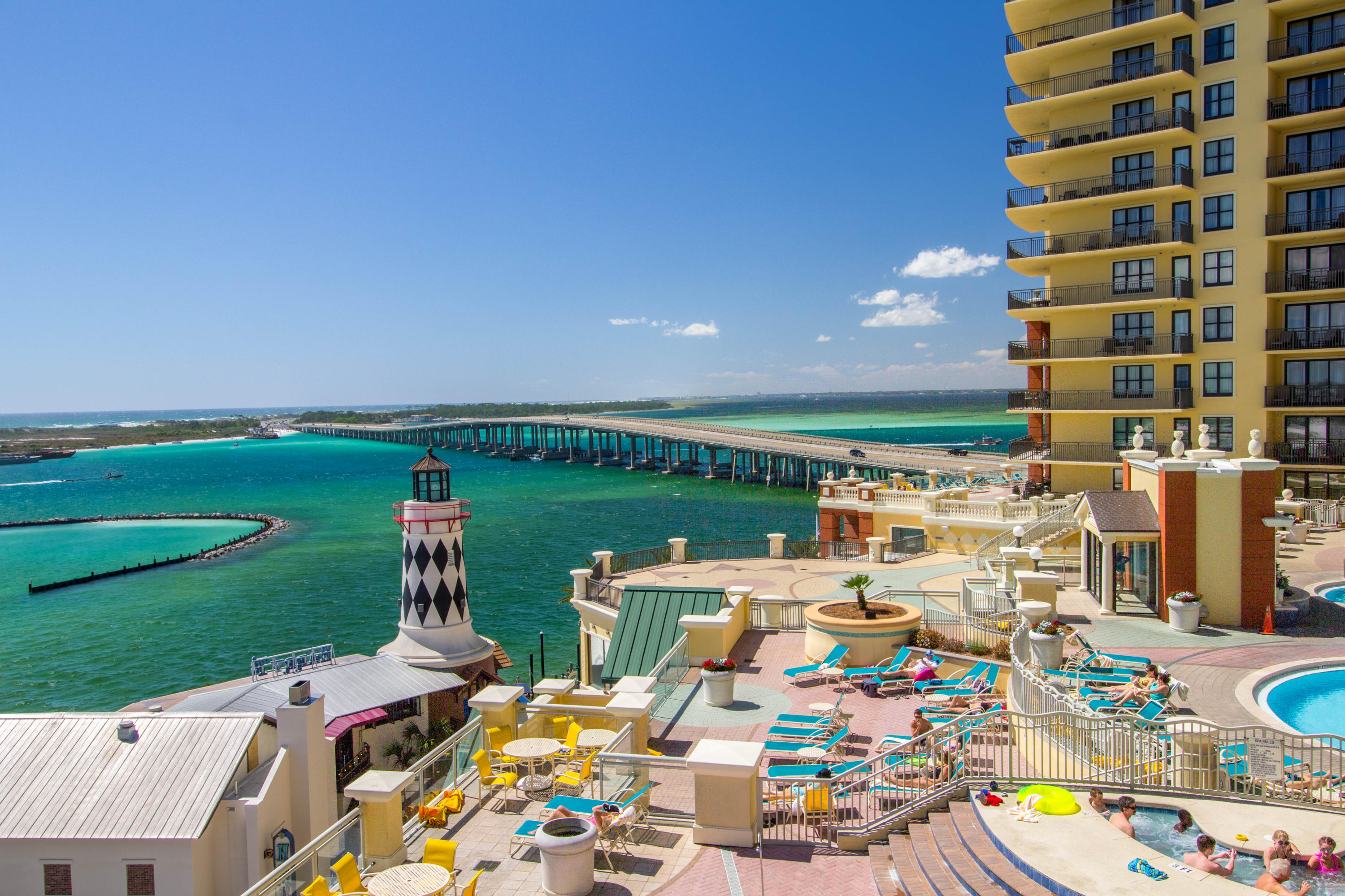 EMERALD GRANDE - Residential