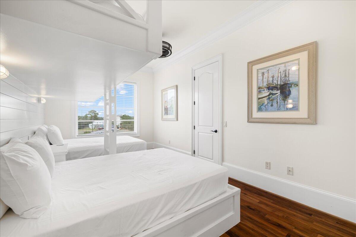 BEACH VIEW HEIGHTS UNREC - Residential