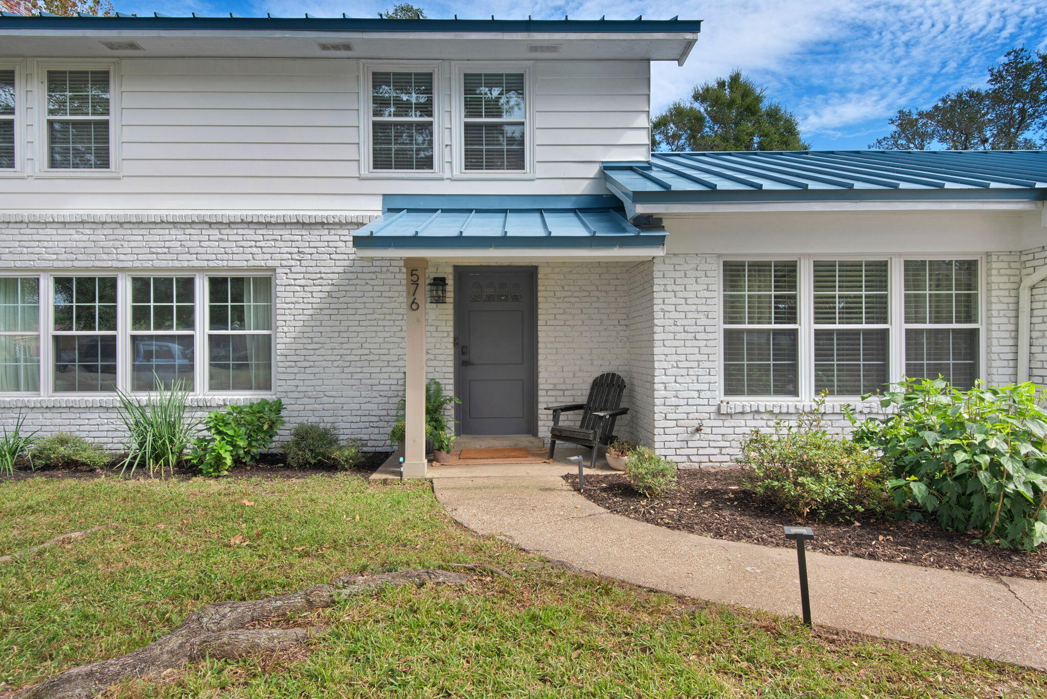 576 Pocahontas Drive