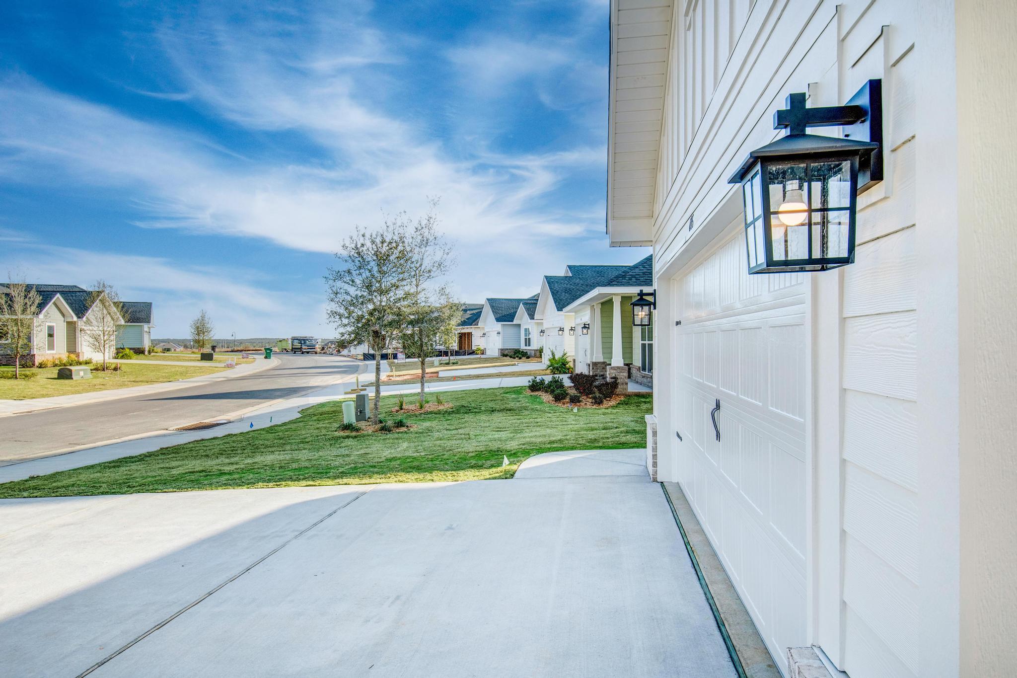 THE BLUFFS AT LAFAYETTE - Residential