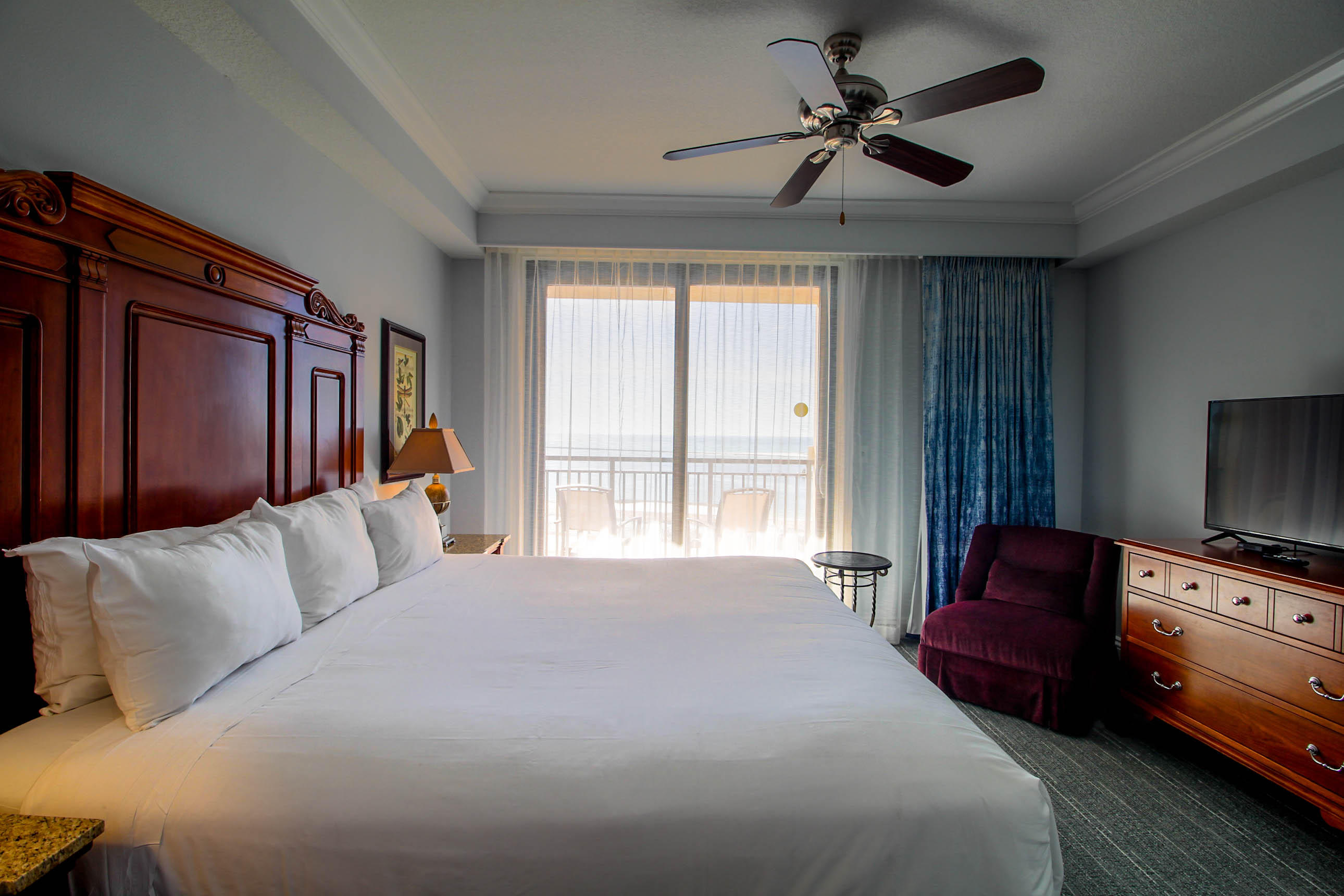 EMERALD GRANDE - Residential