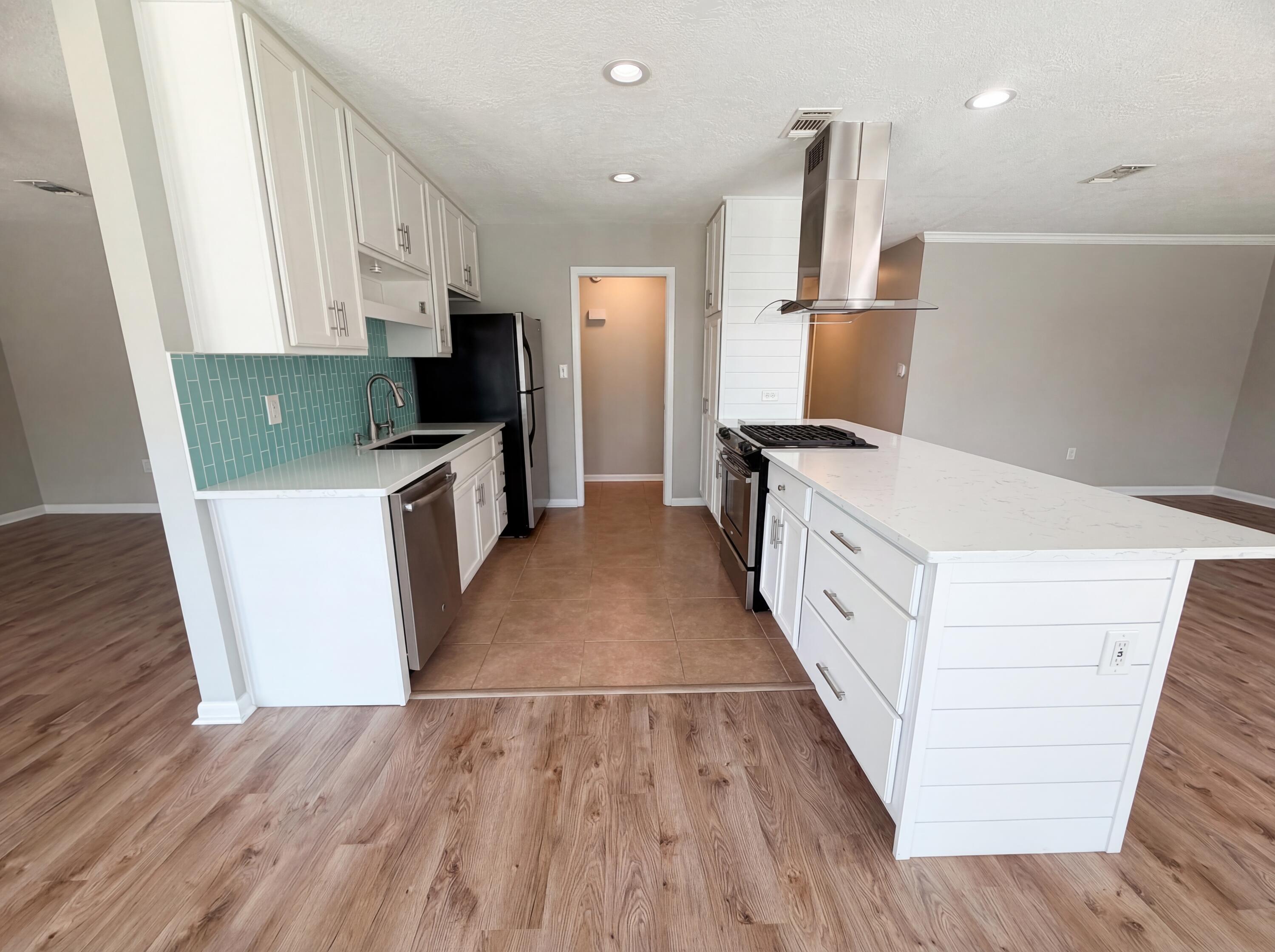 KENWOOD SECOND ADDITION - Residential