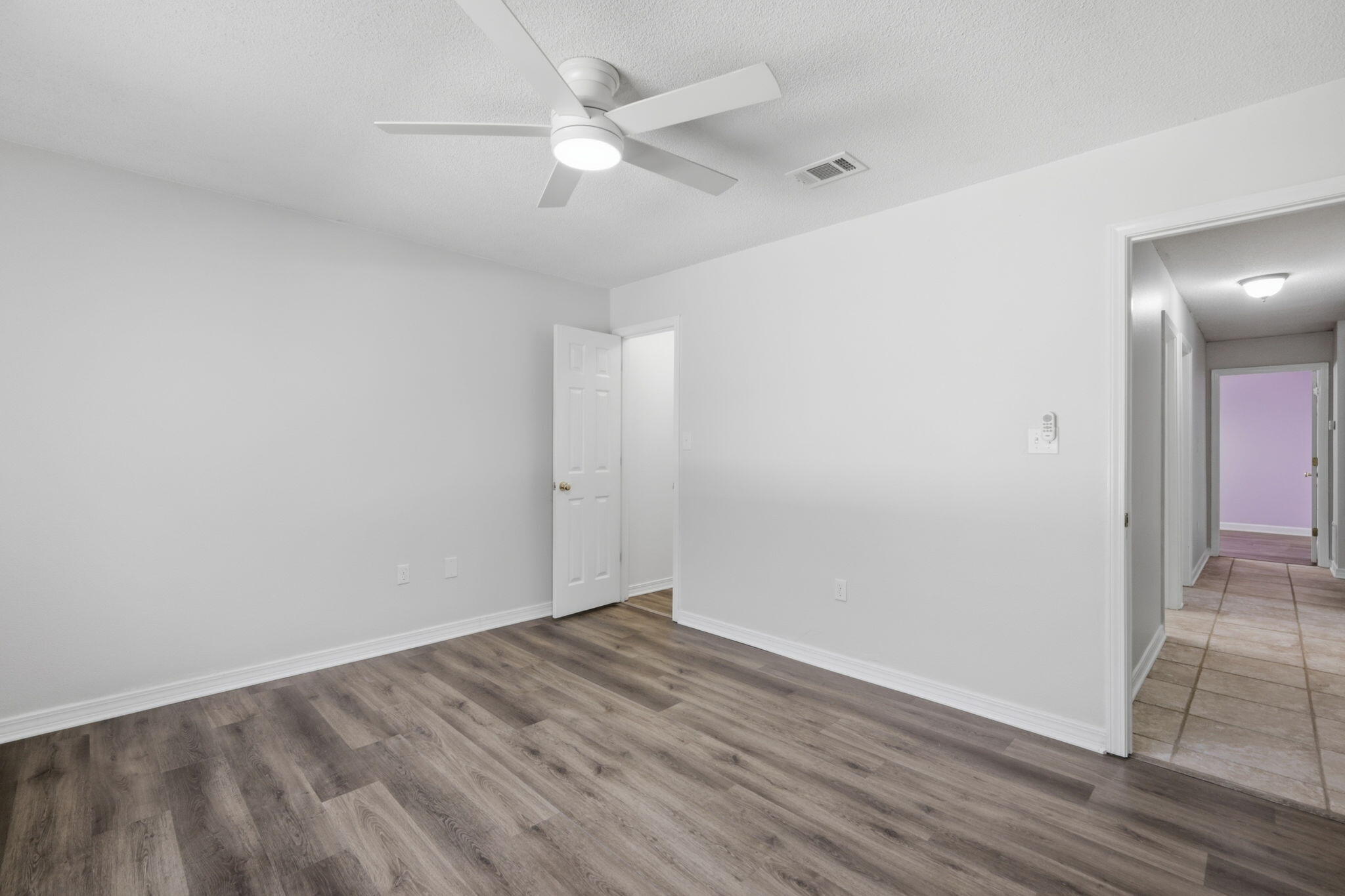 HAMPTON RIDGE - Residential