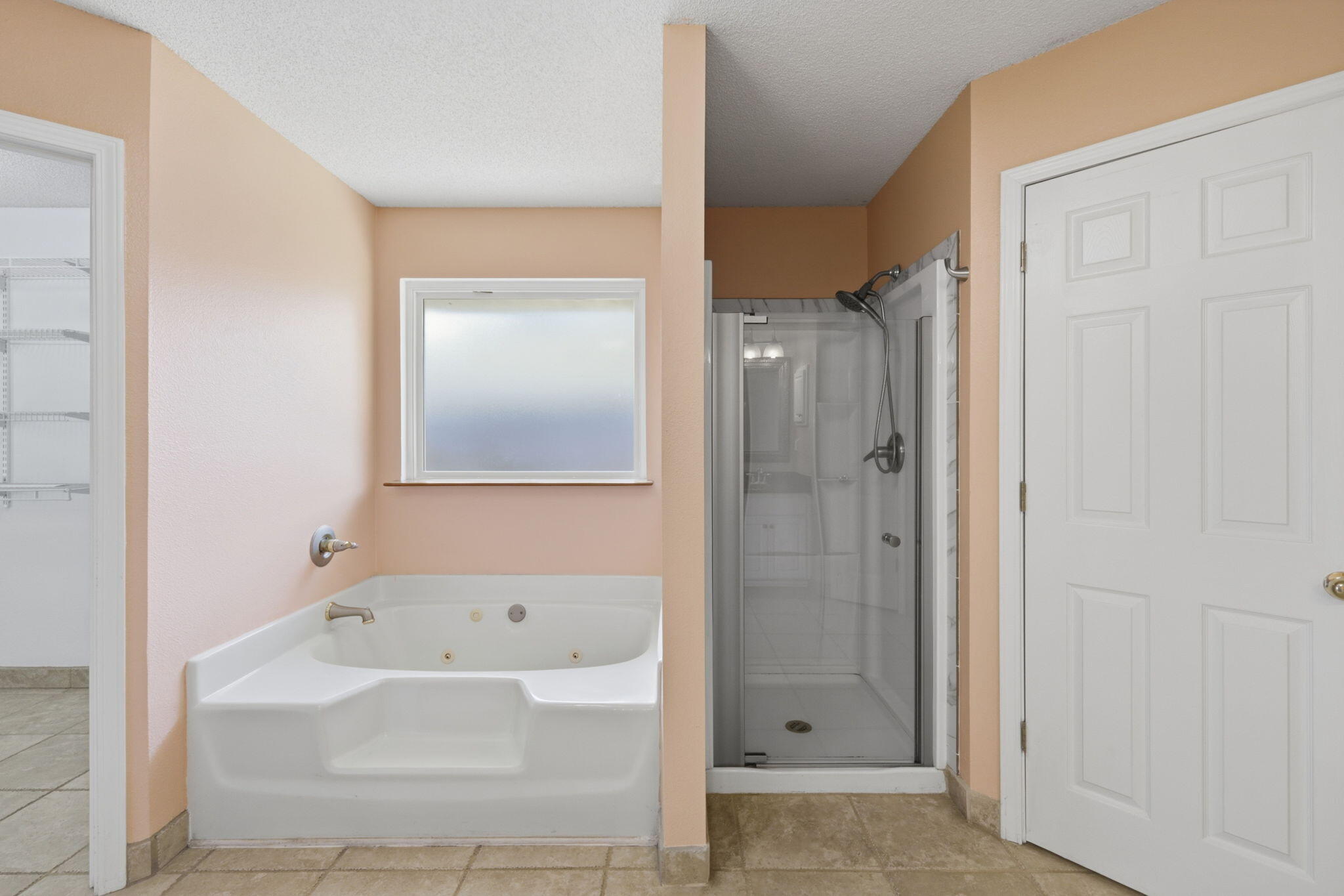 HAMPTON RIDGE - Residential