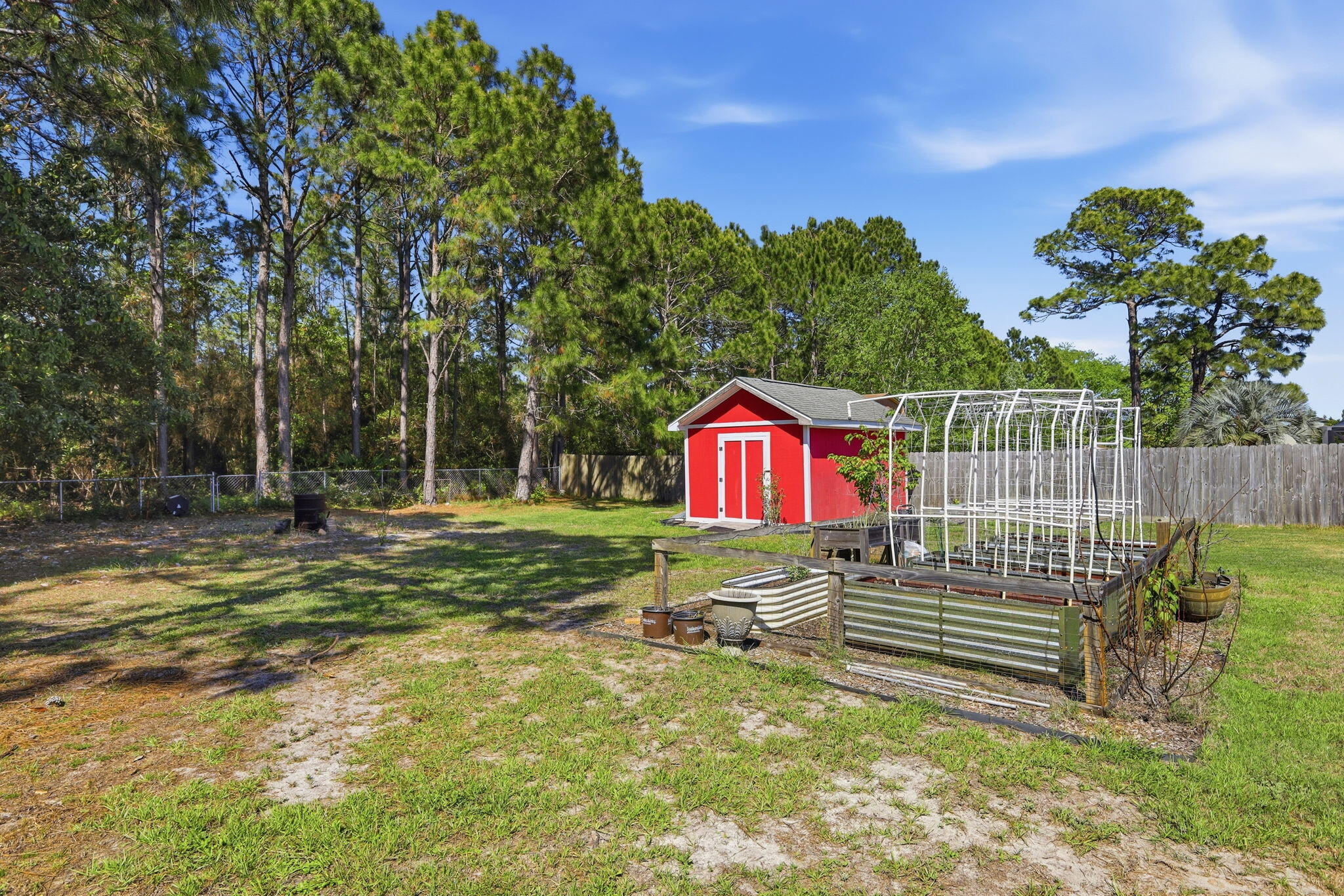 HAMPTON RIDGE - Residential