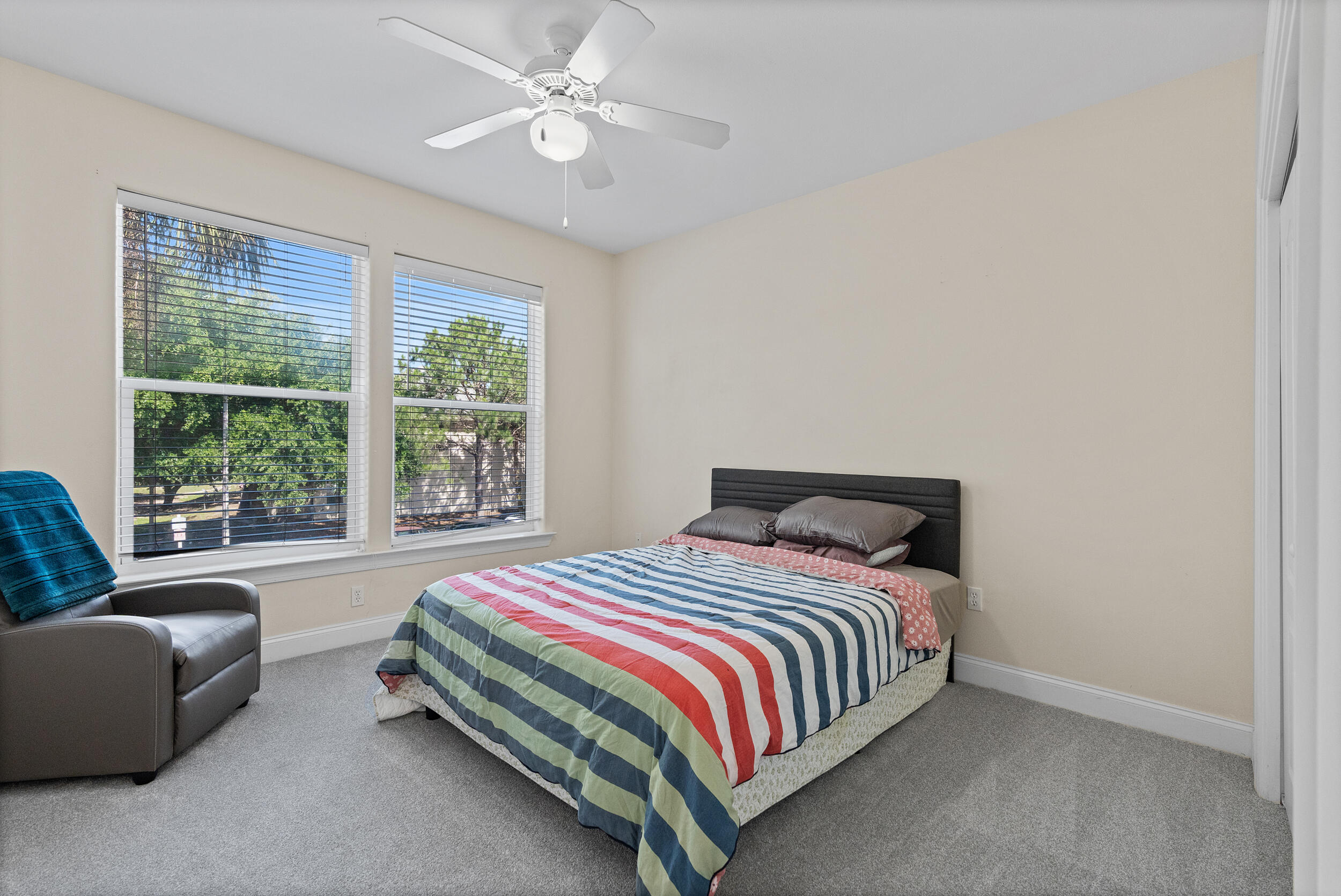 OLD BAY CONDO - Residential