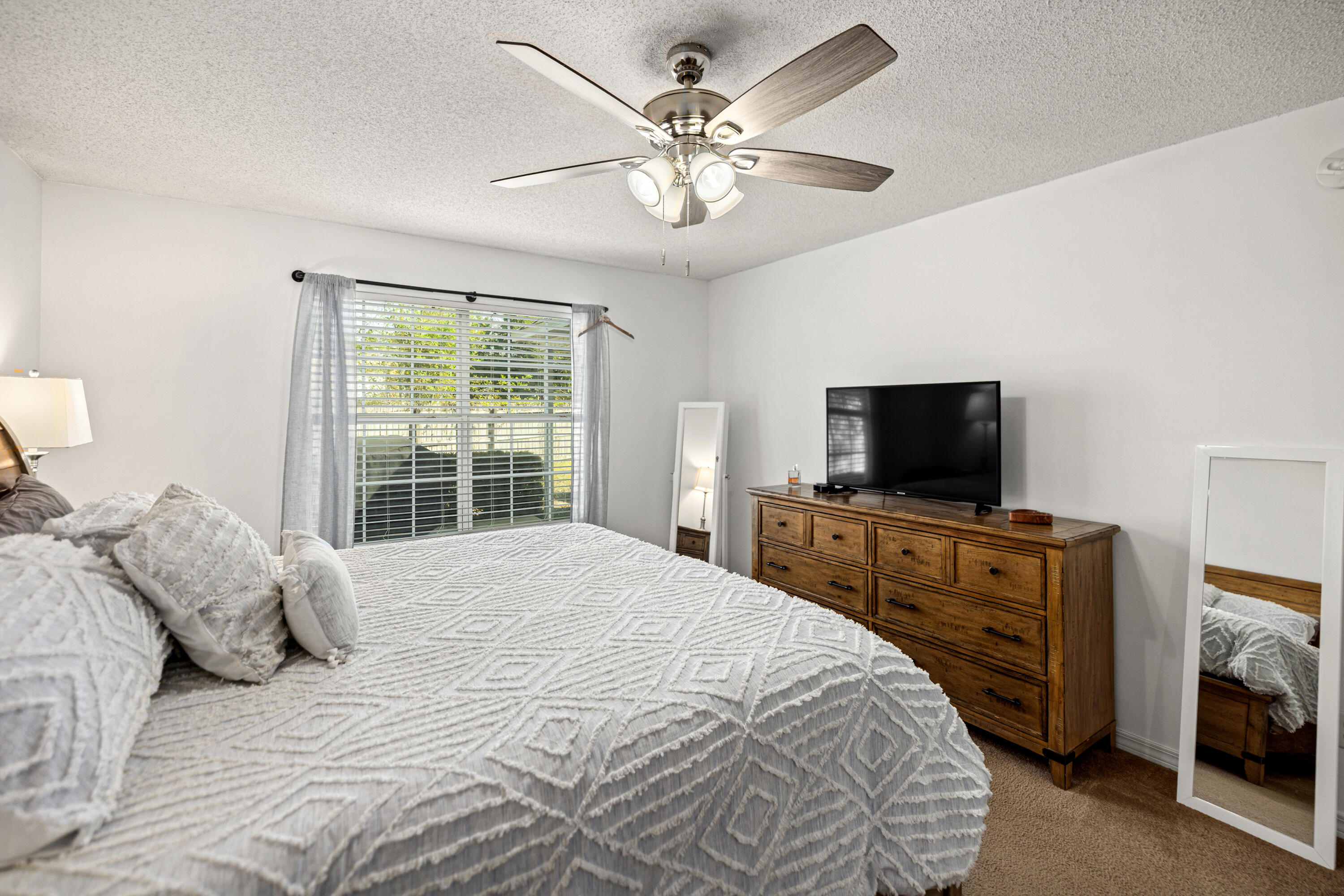 Harlan Square S/D - Residential