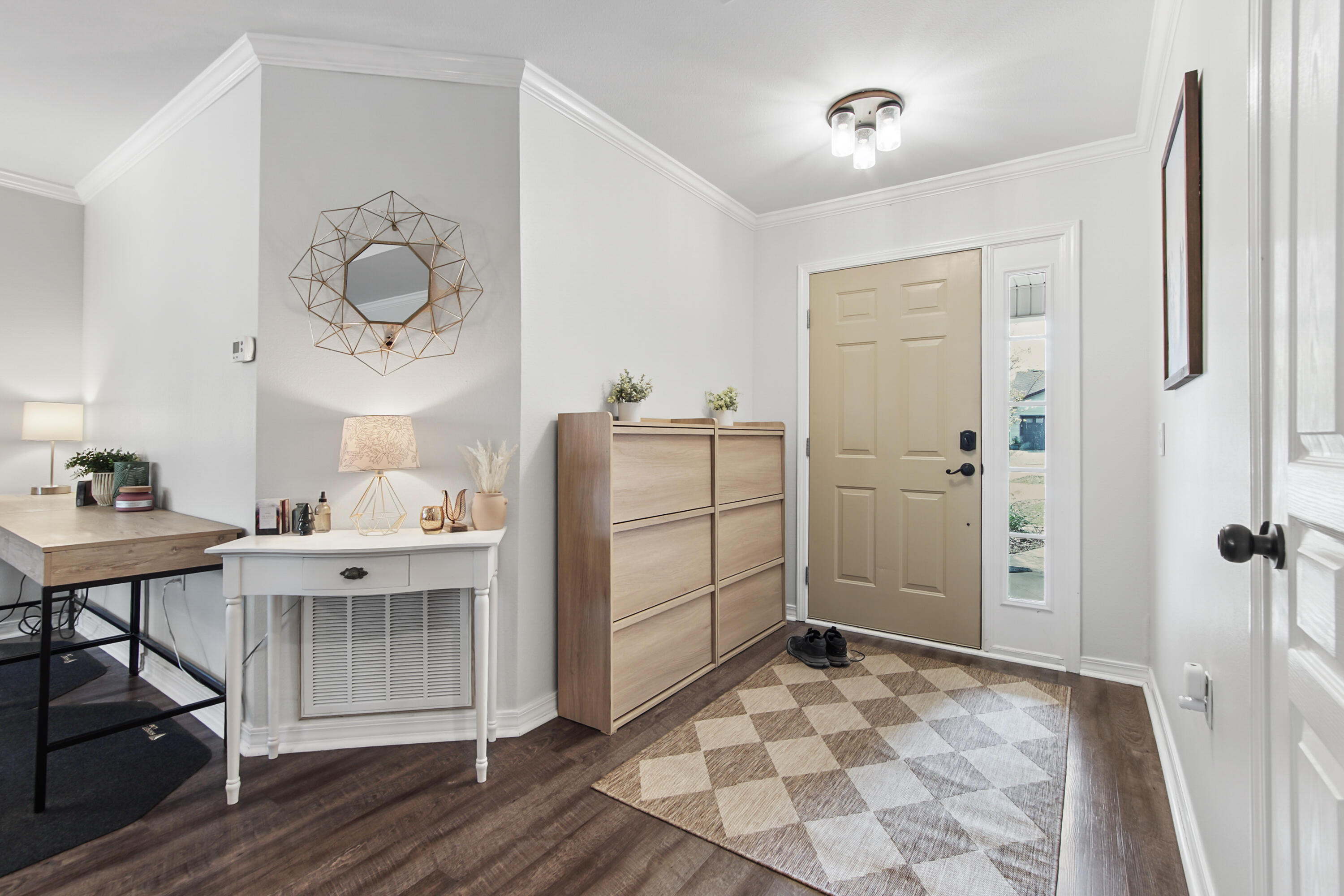 HUNTERS' RIDGE - Residential