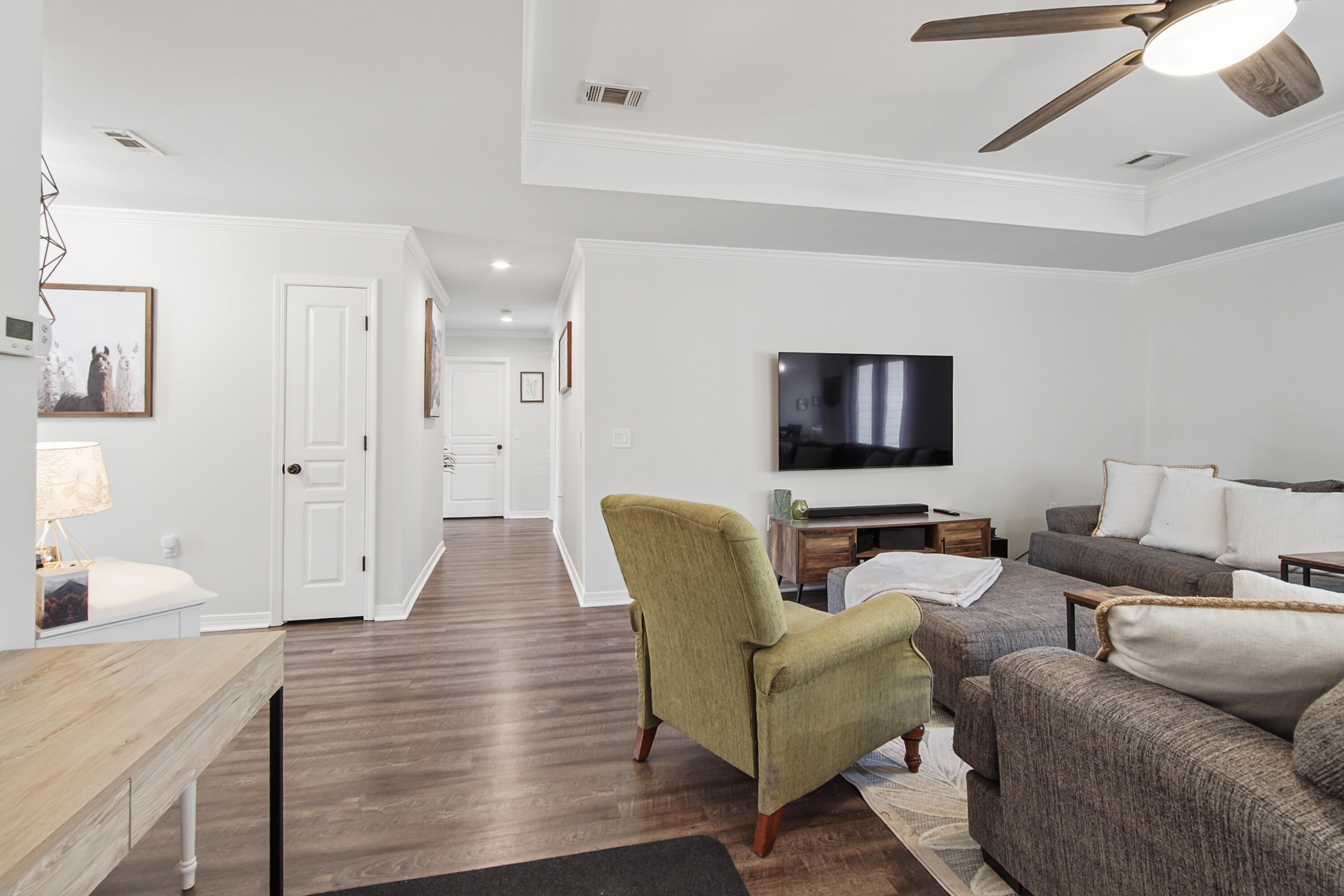 HUNTERS' RIDGE - Residential