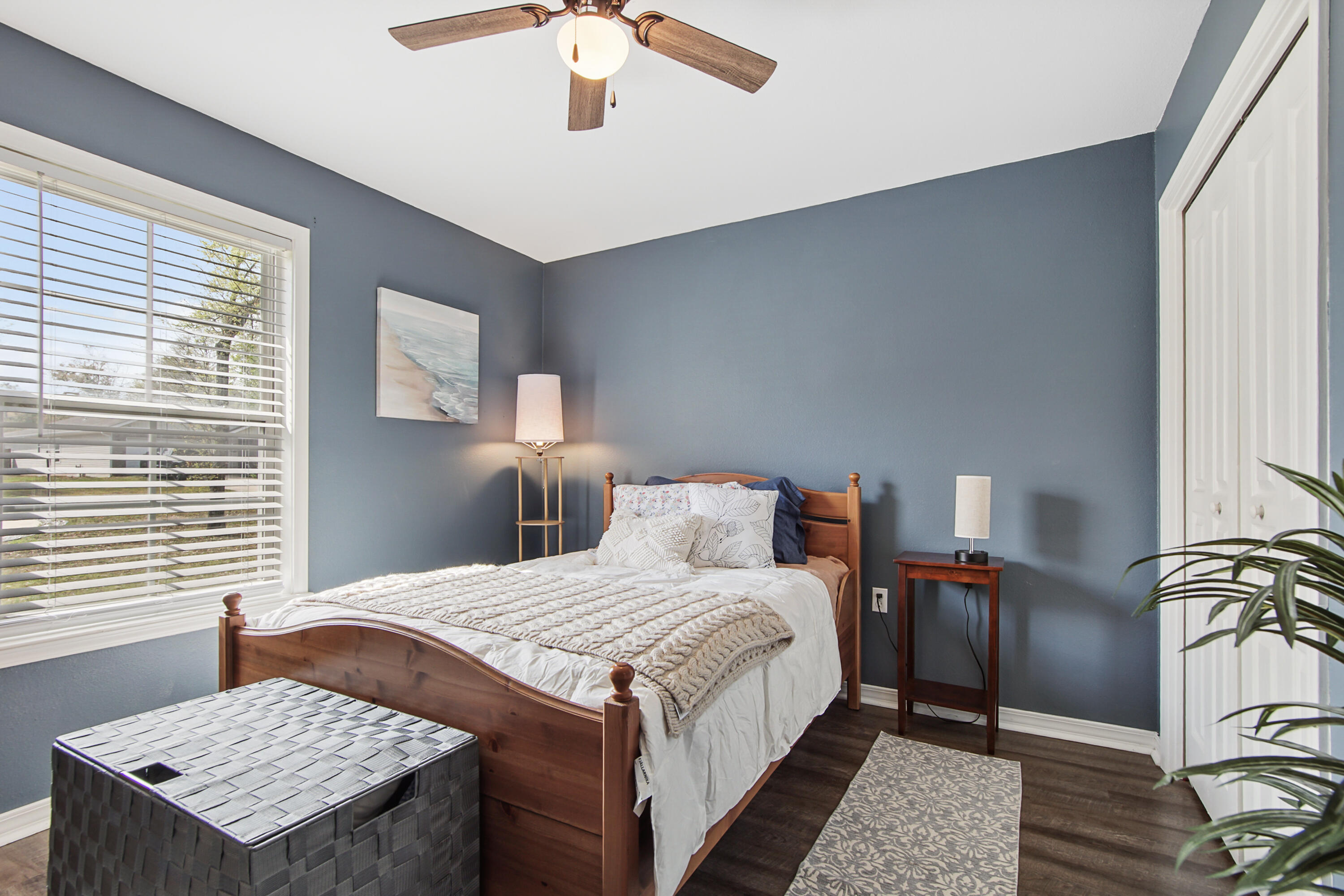 HUNTERS' RIDGE - Residential